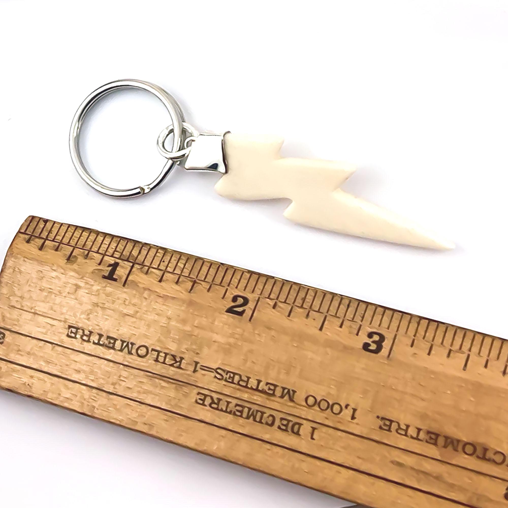 ヴィンテージ彫刻の骨の稲妻キーホルダー：スターリングシルバー