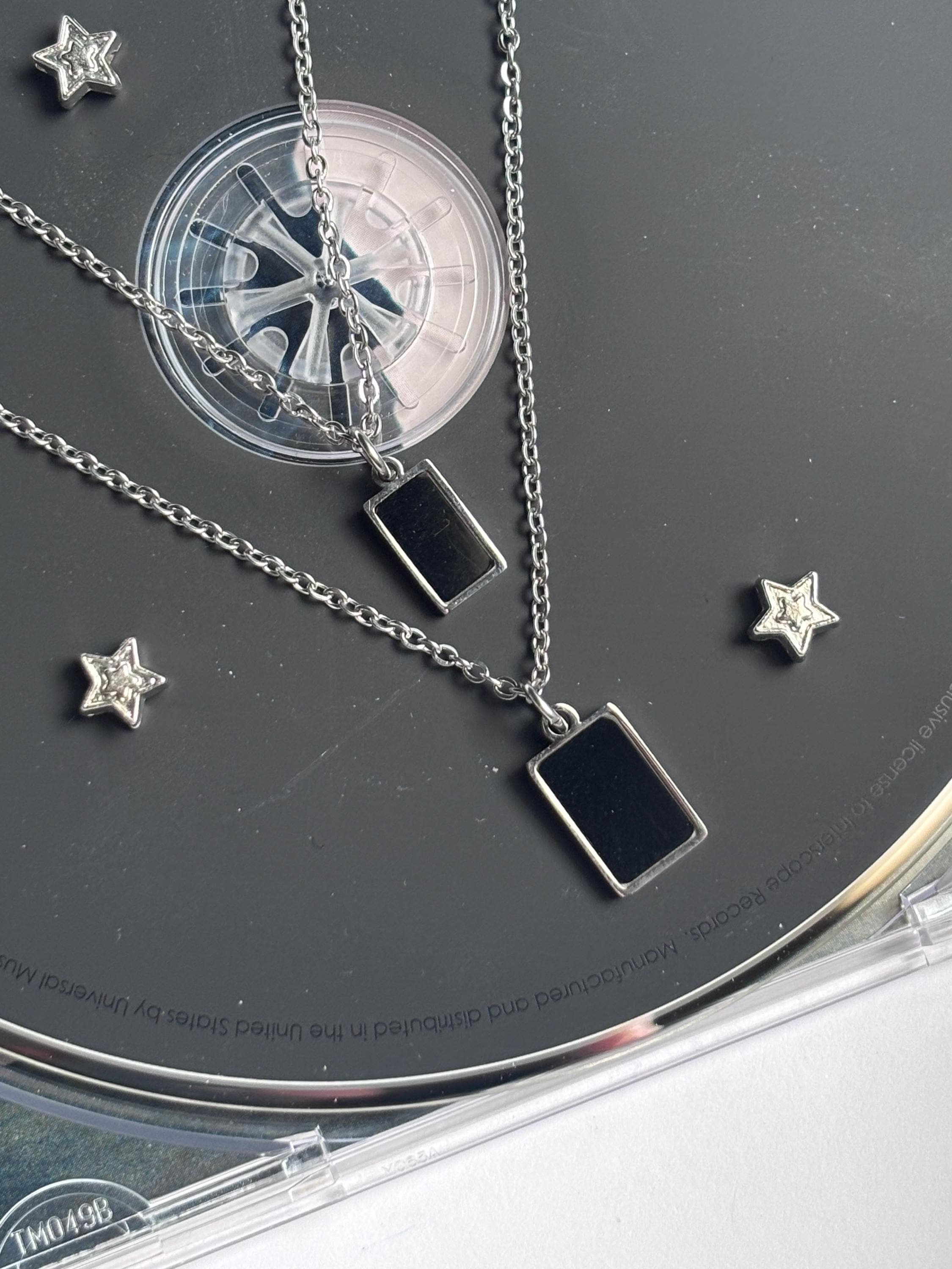 The 1975 necklace - Etsy 日本