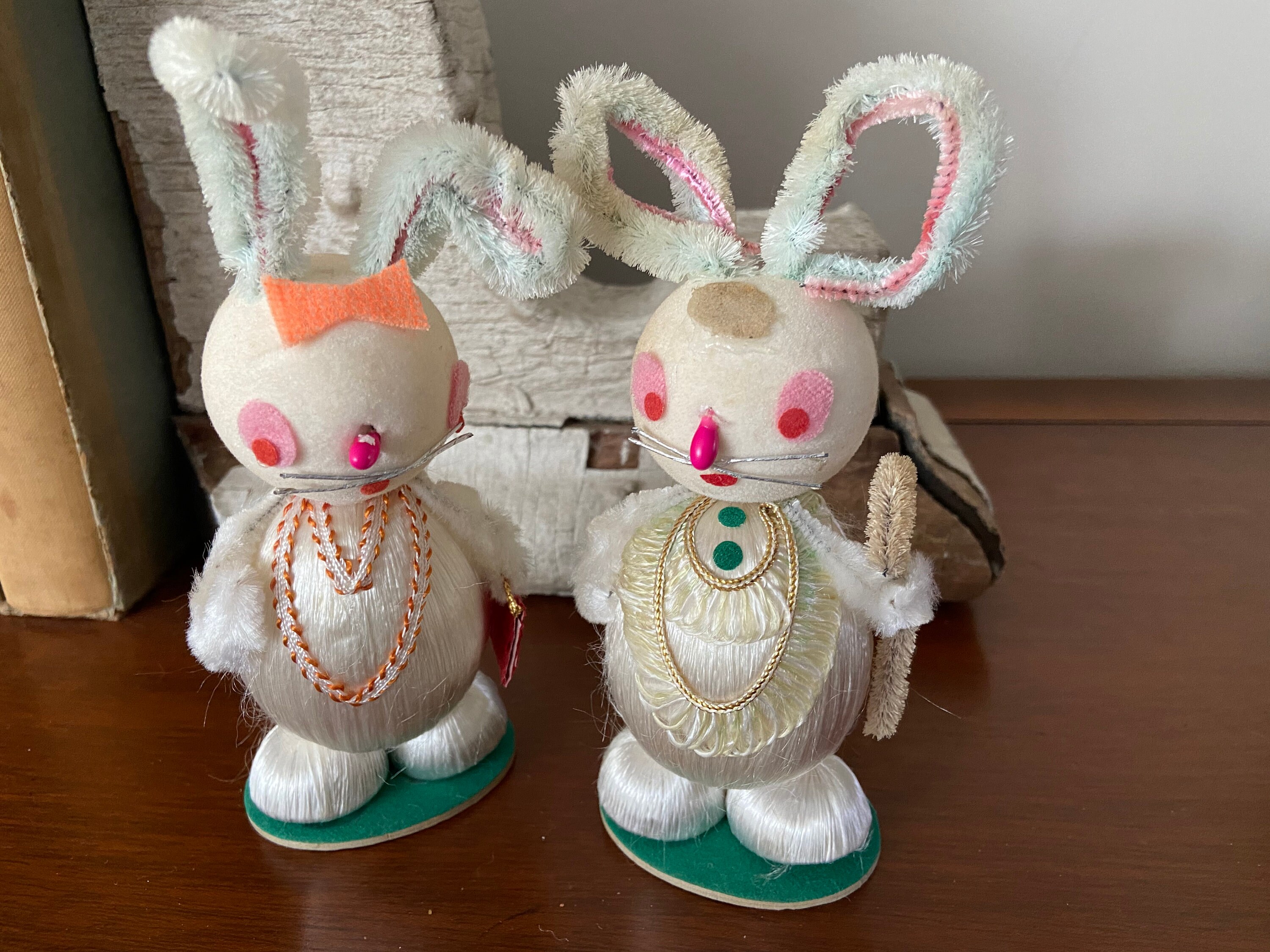 ヴィンテージイースターバニーカップル - Etsy 日本