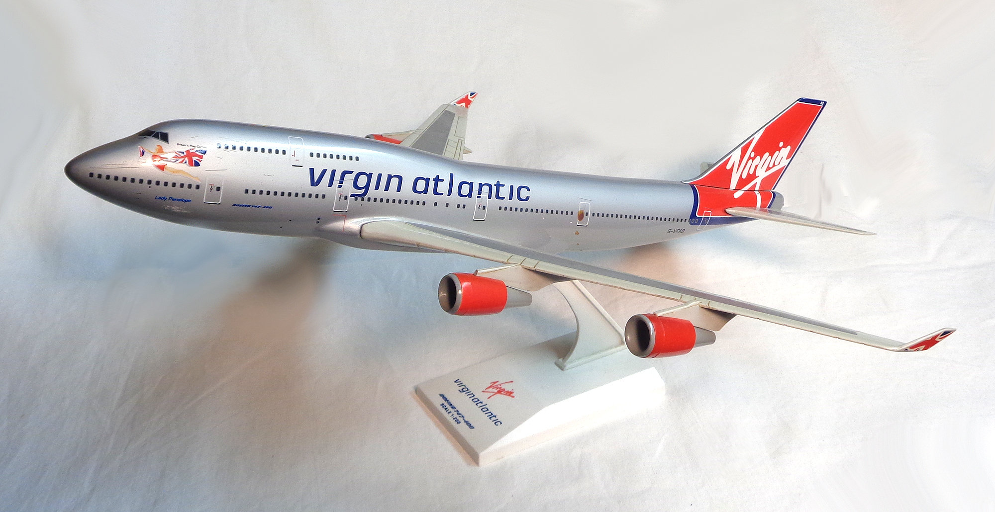 航空機・ヘリコプター SKYMARKS 1/200 B747-400 VirginAtrantic 航空機