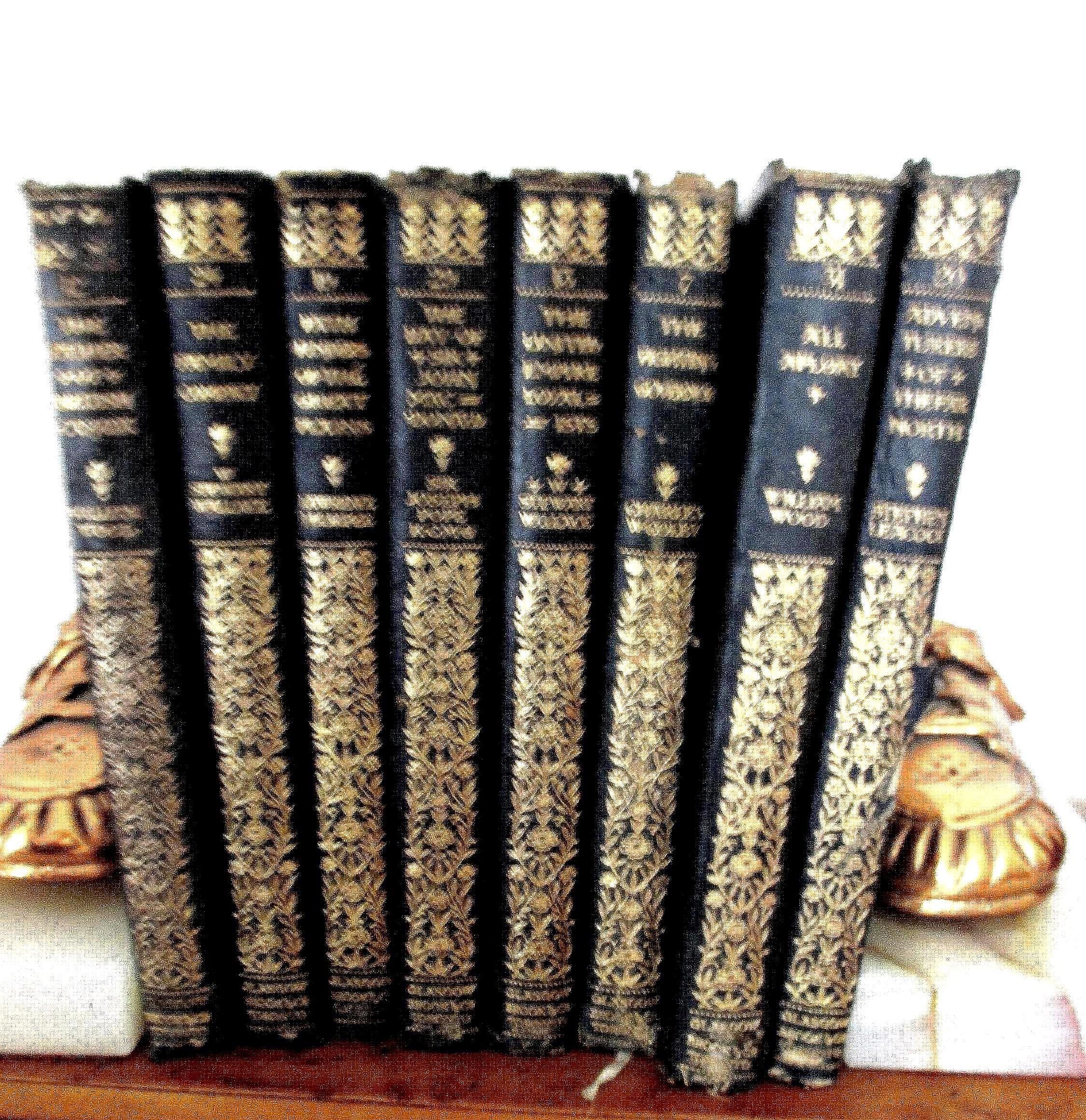 アンティークブルーの革装カナダ歴史書『カナダ年代記、1914-1915