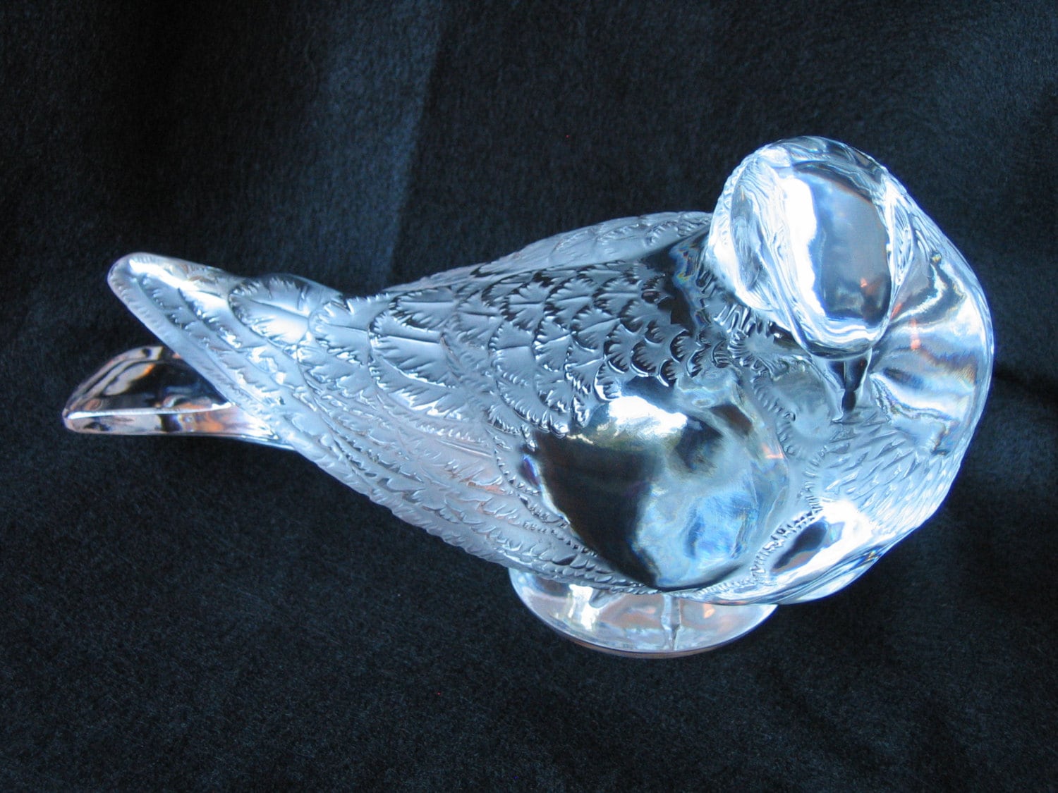 Exquisite Signed Vintage Lalique Crystal Pigeon Gand. Designed