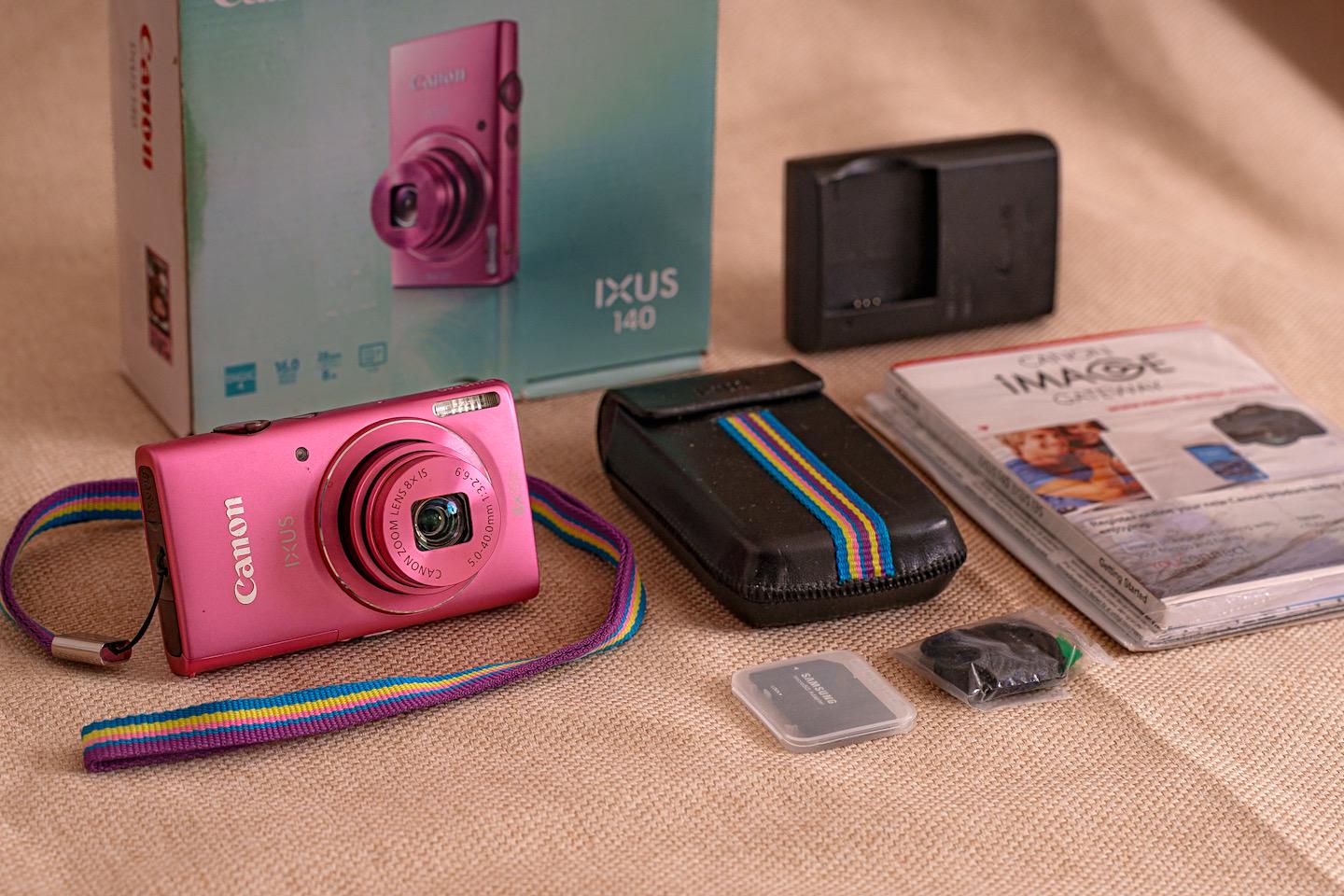 Bamibia【セット売り】Canon IXY 8.0メガピクセル ピンク Canon IXY