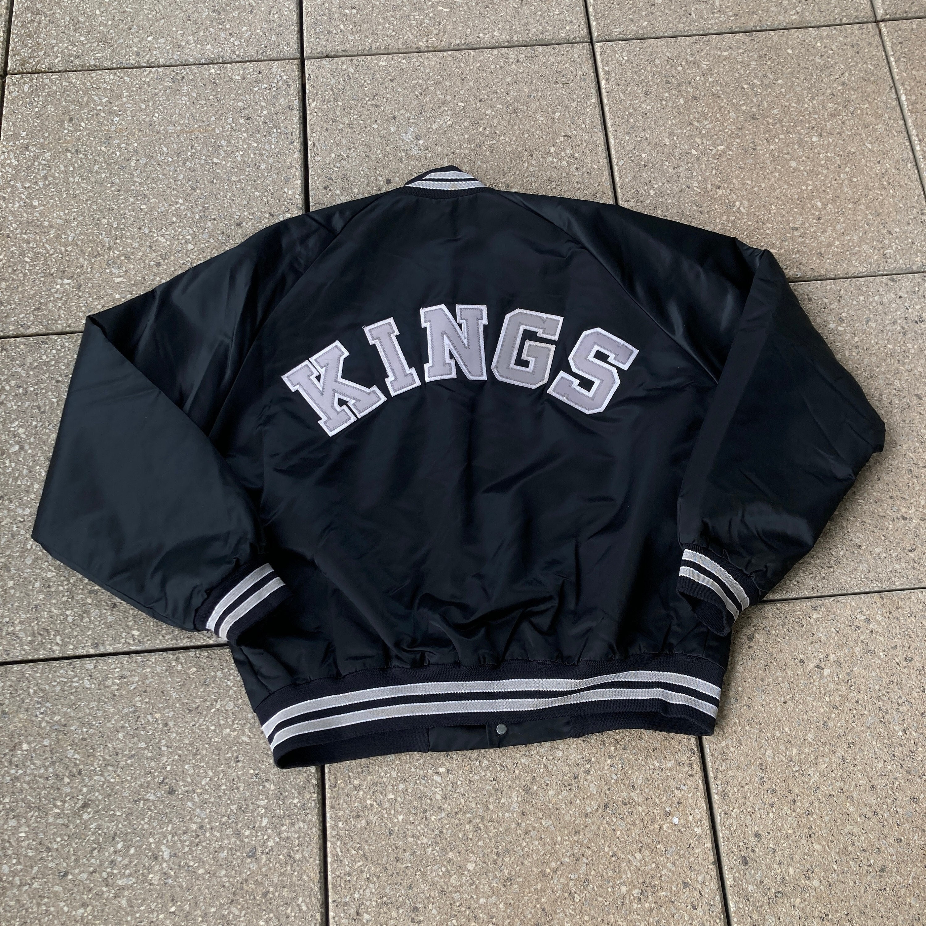 Rare 80s / 90s Los Angeles KINGS Jacket by Chalk Line / NHL