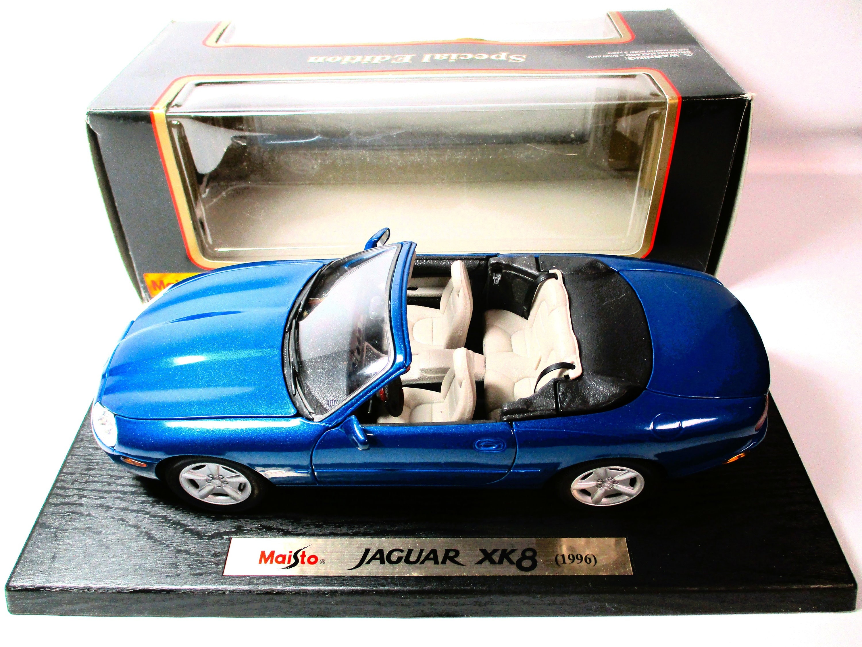 Maisto 1996 Jaguar XK8 Diecast Toy Car TC2526 - Etsy