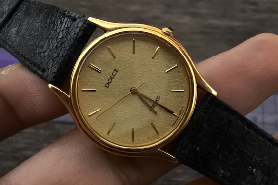 Vintage Seiko Dolce Gold Plated 8N41 6060 Textured Dial Men Quartz