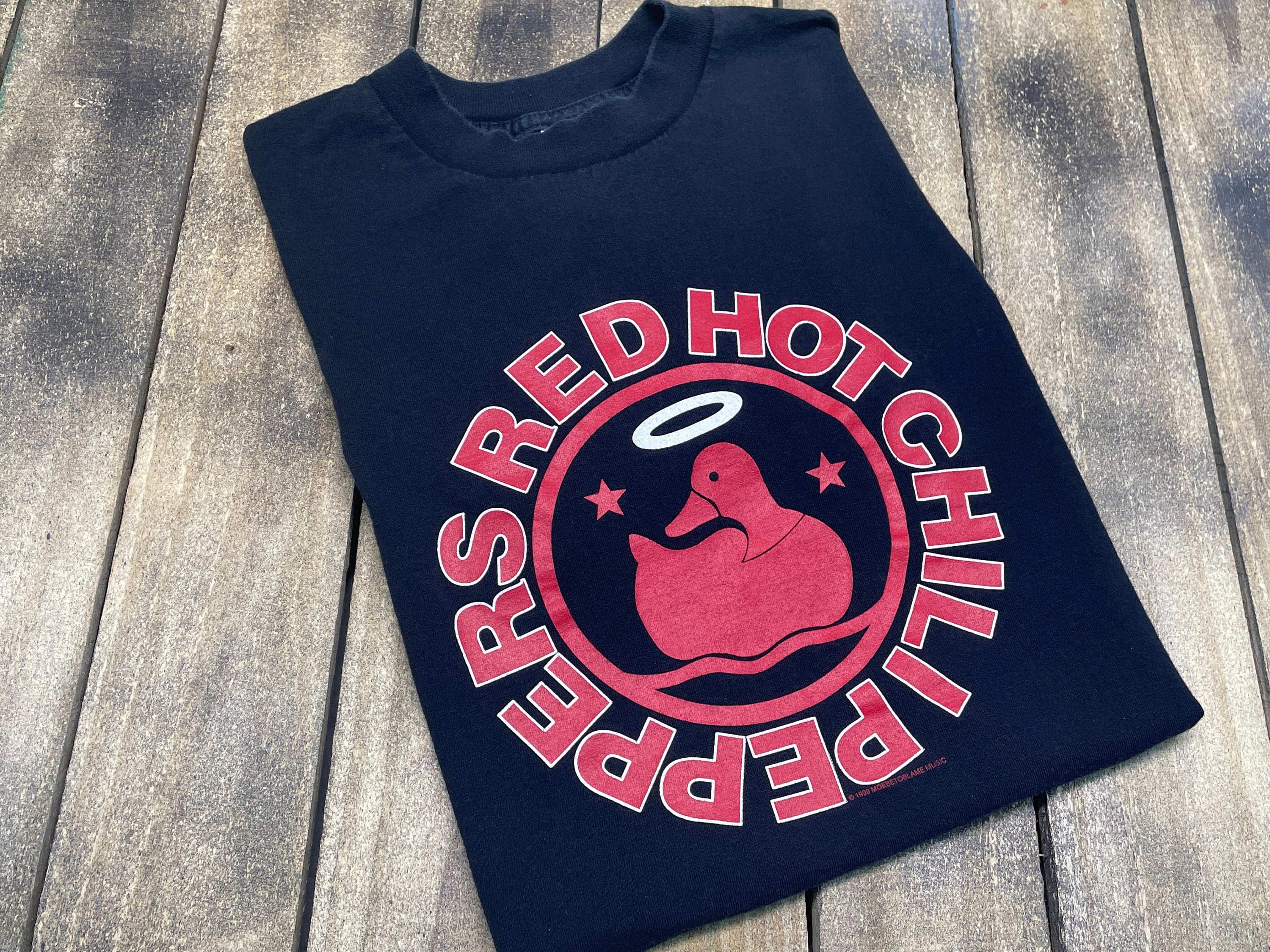 M * vintage 1999 / 2000 Red Hot Chili Peppers californication t