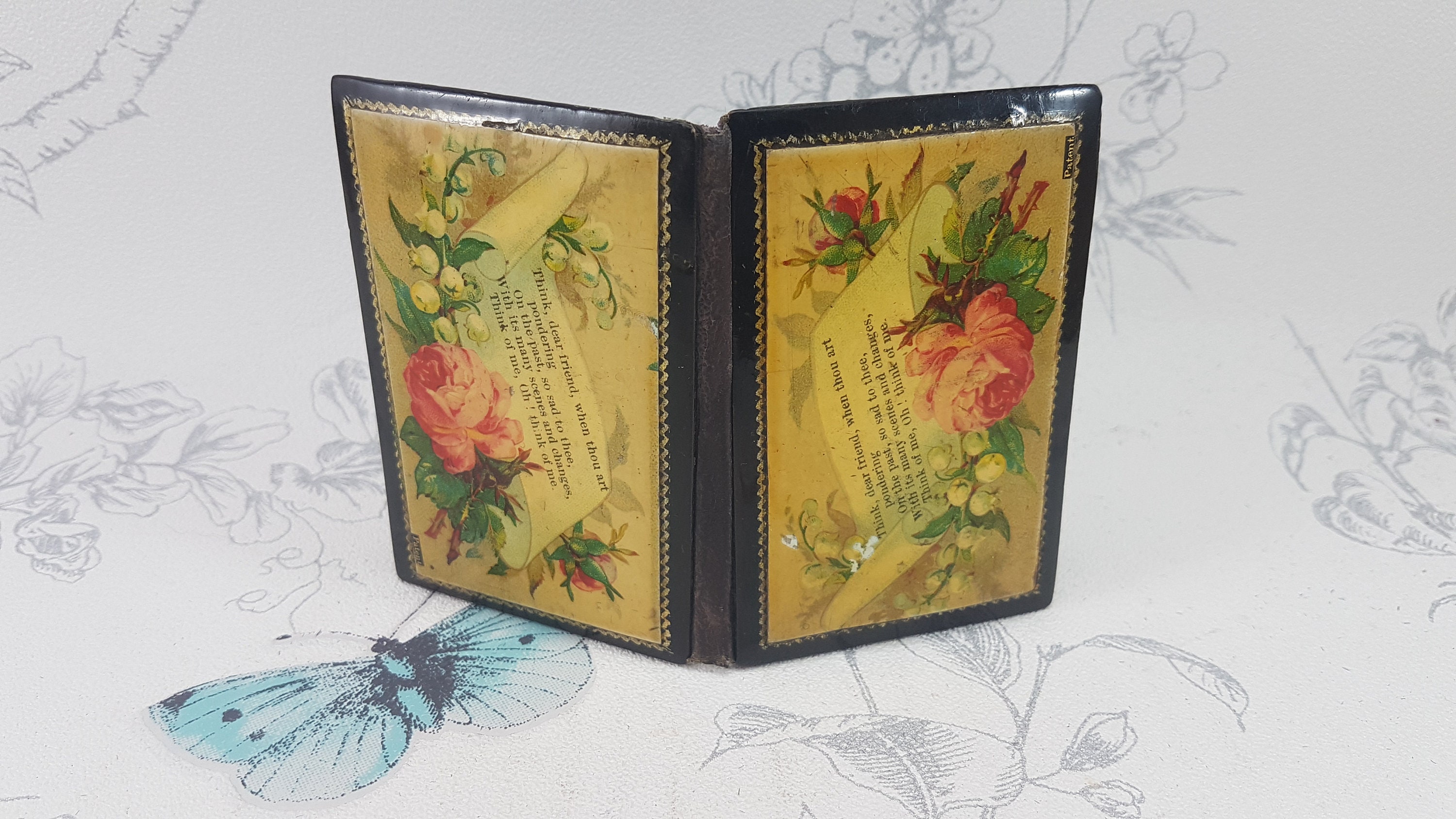 Victorian Mauchline Ware Needle Case: Antique Sewing Tool With