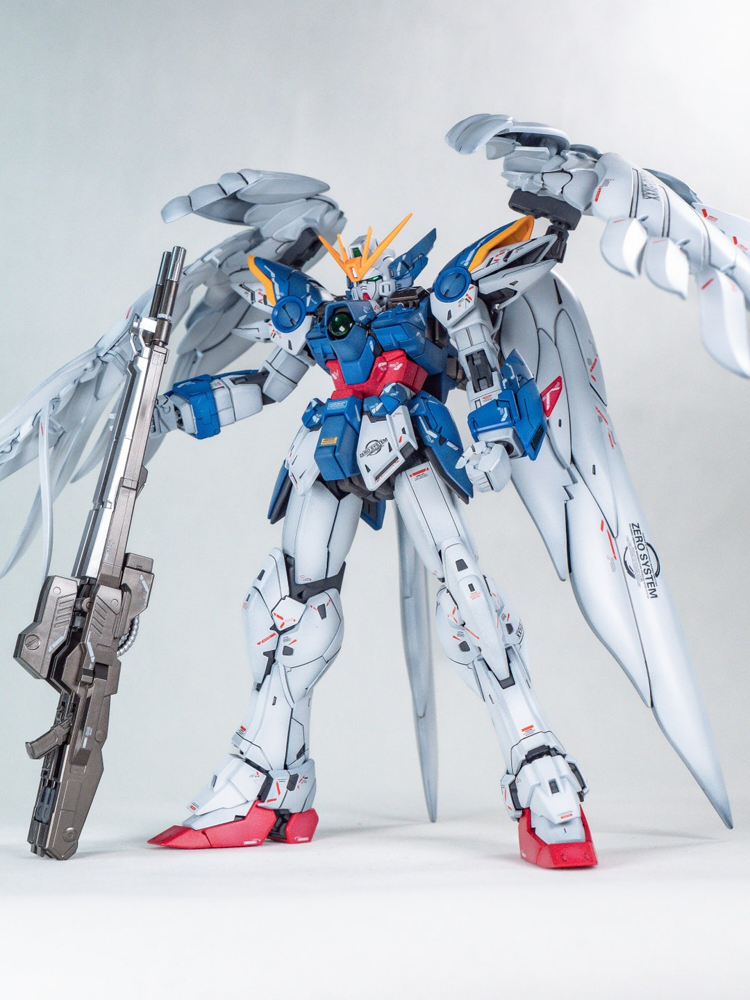 バンダイ MG 1/100 「MG ウイングガンダムゼロ EW Ver.Ka」 - Etsy 日本