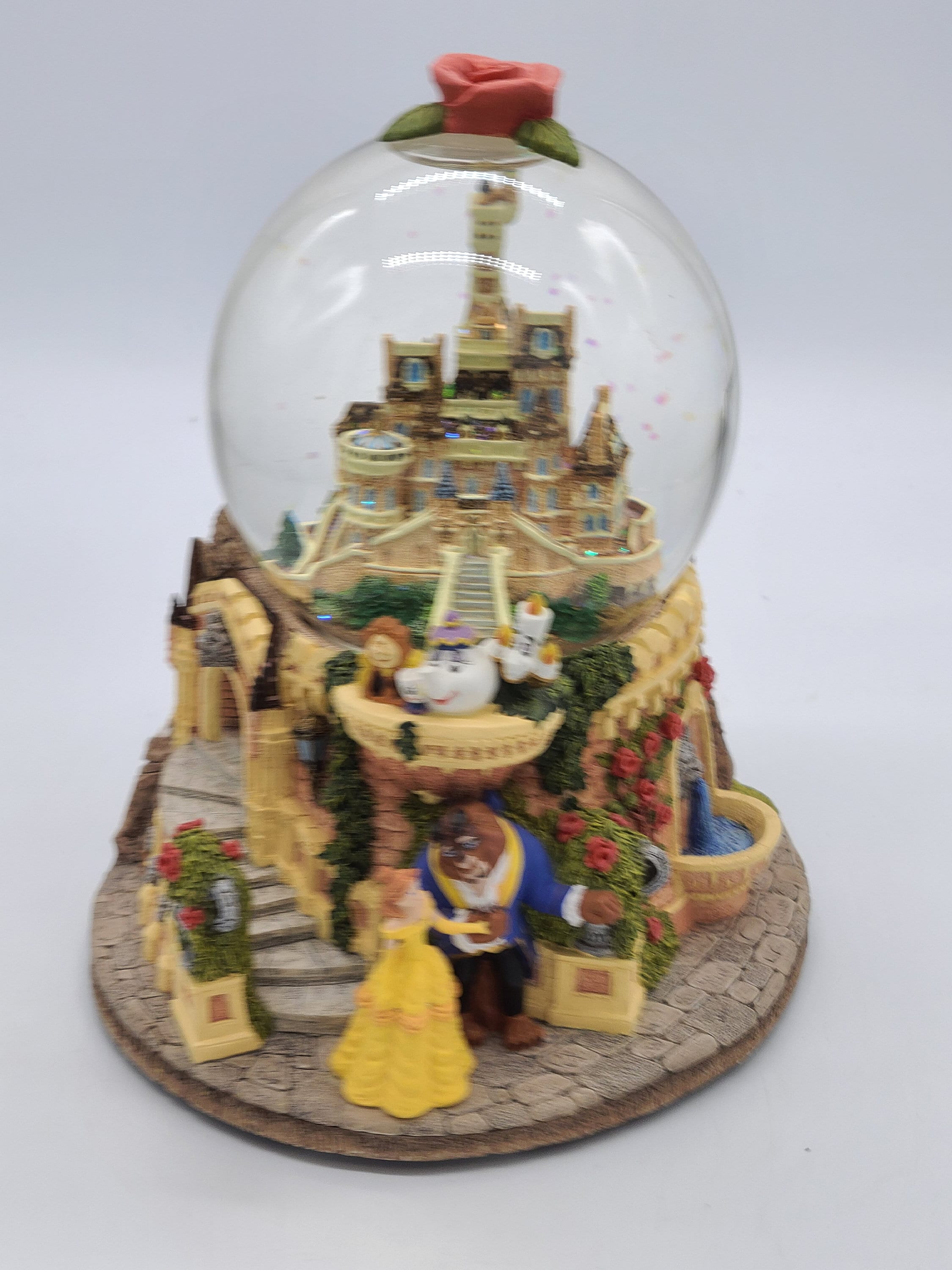 ヴィンテージの非常に珍しい 1991 年ディズニーの美女と野獣、城の