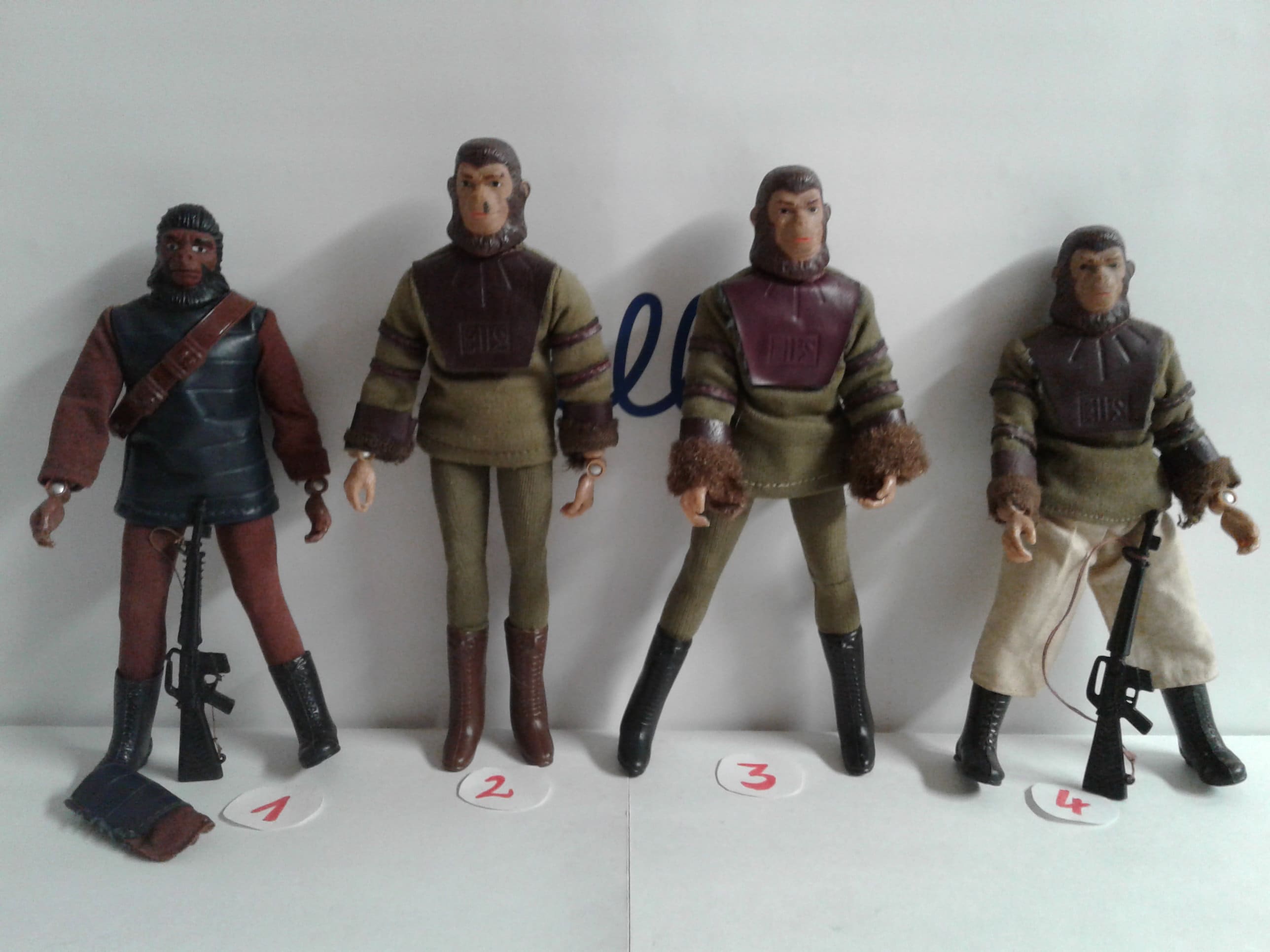 初代猿の惑星の1974年製メゴ社製のフィギュアだと思われます可動緩み