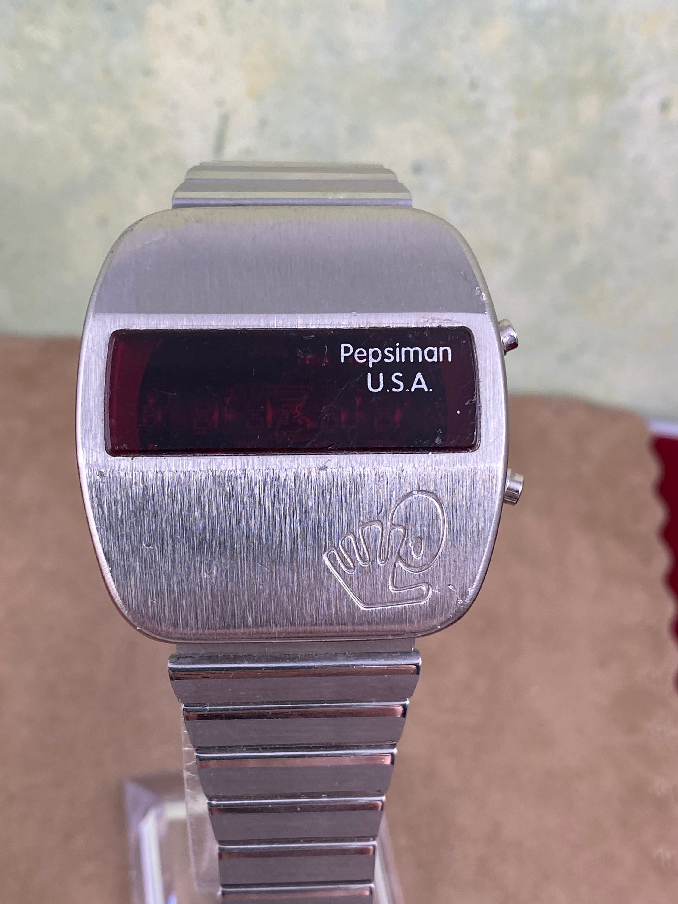 Vintage Fossil Pepsiman U.S.A. Light Emitting Diode Water