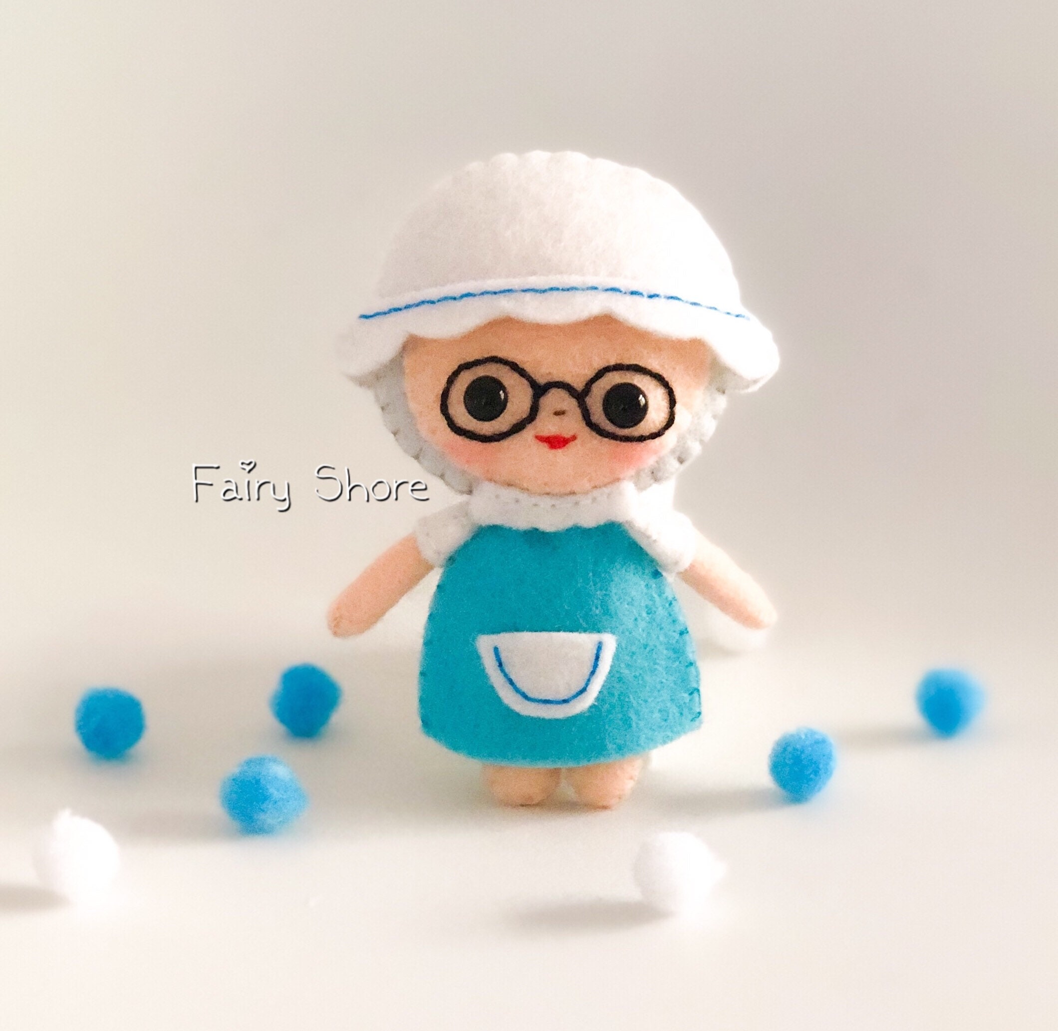 赤ずきんちゃんのフェルト人形の縫製パターン：DIY童話人形（PDF SVG