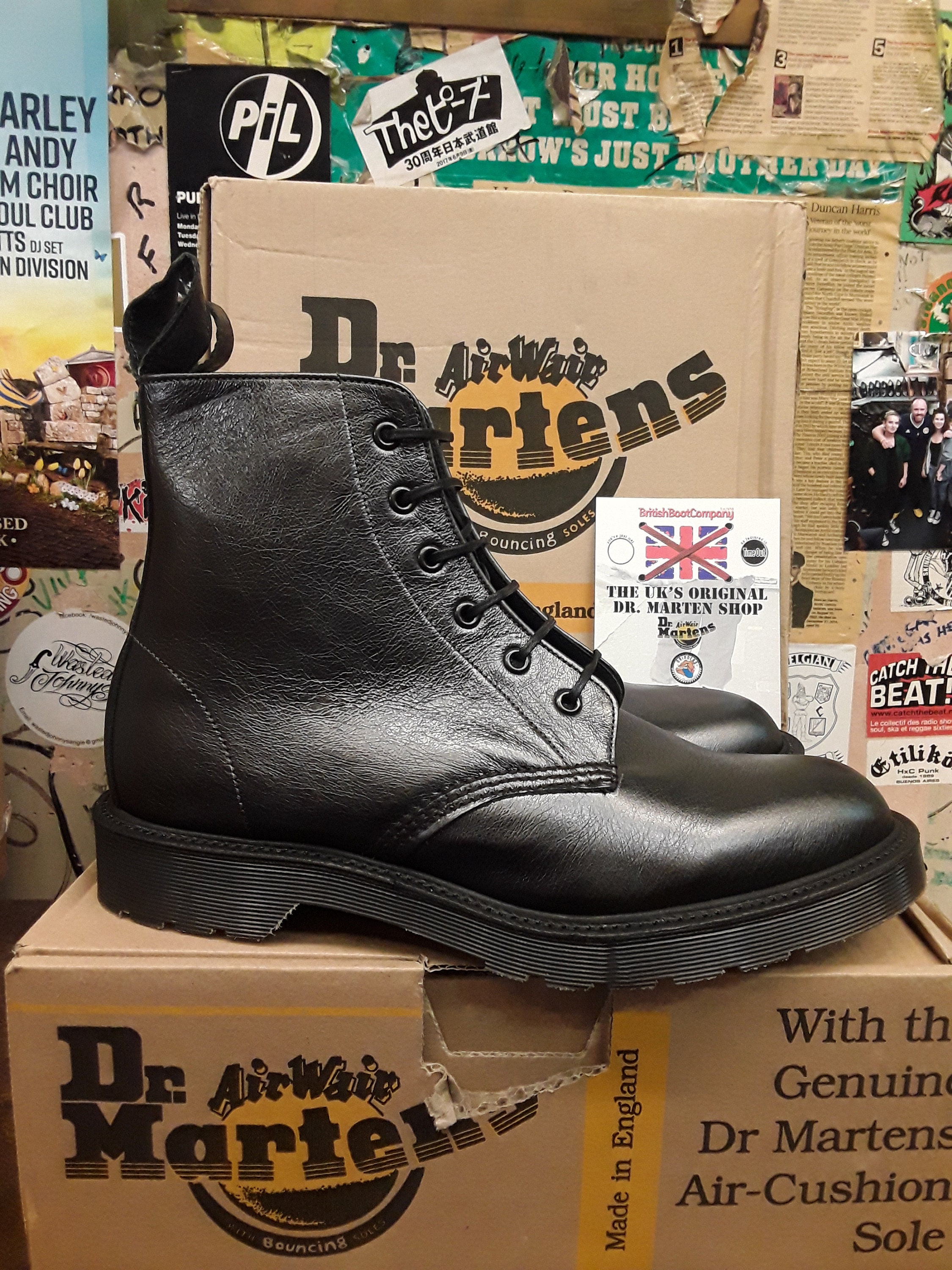 Dr Martens Pewter Metallic 6 Eyelet Boots Made in England Size 9