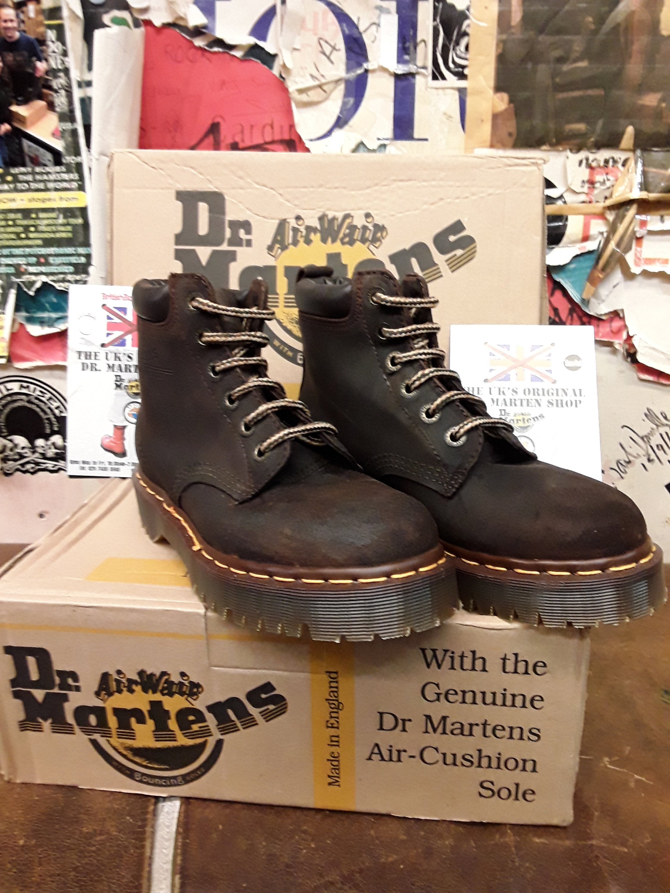 Dr Martens 8339 Chocolate Waxy Suede 6 Hole Made in England Size 5