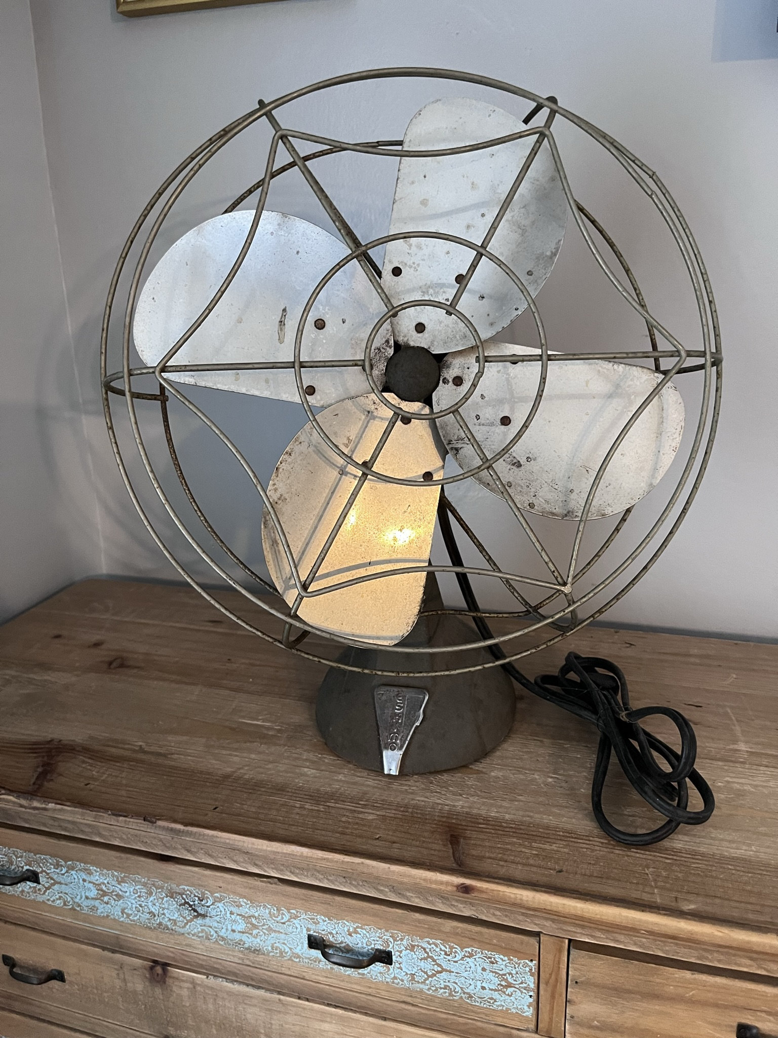 Vintage Eskimo Oscillating Fan - Etsy