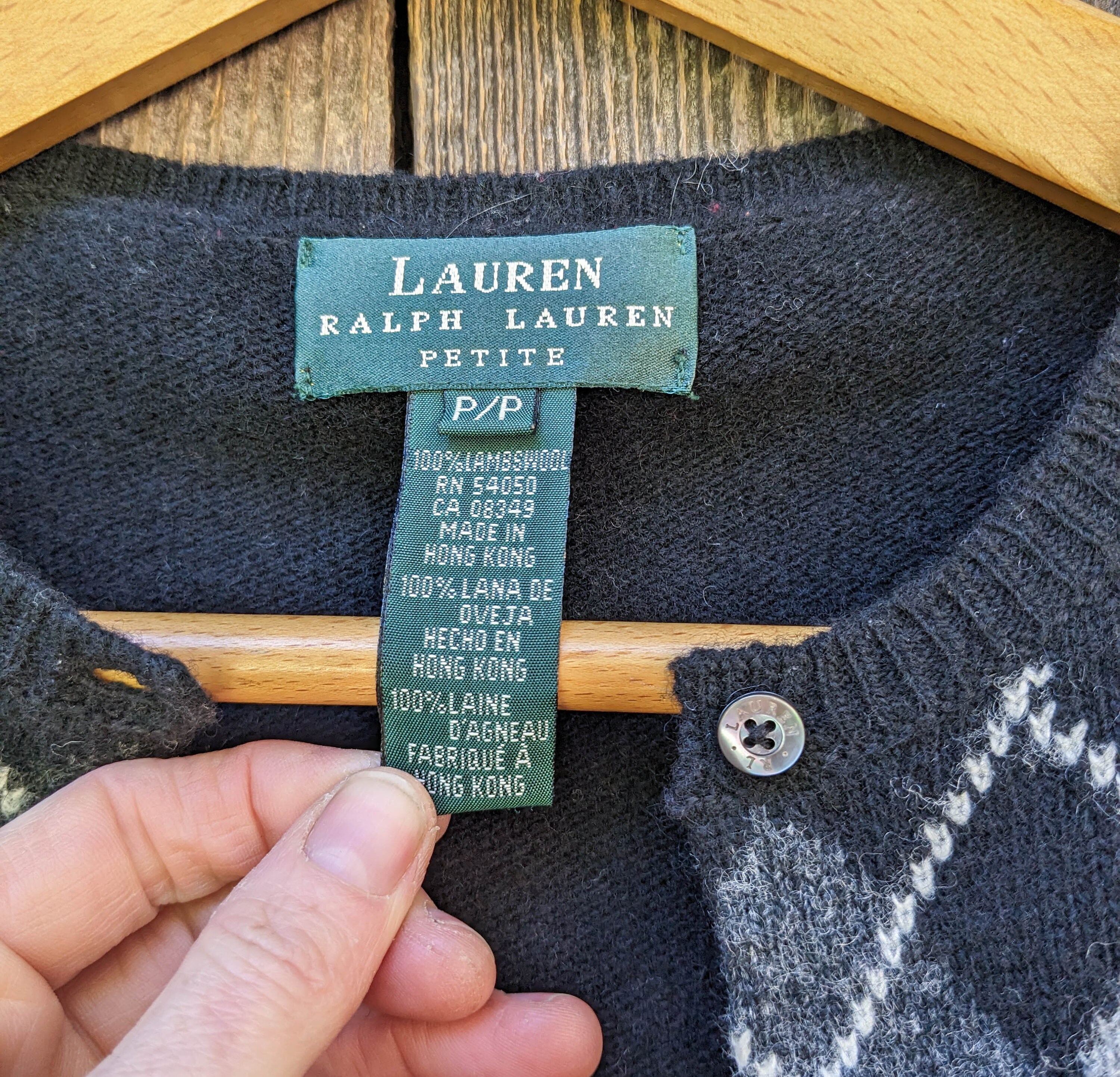 90s Vintage Black Argyle Cardigan / Lambswool Knit Cropped Sweater