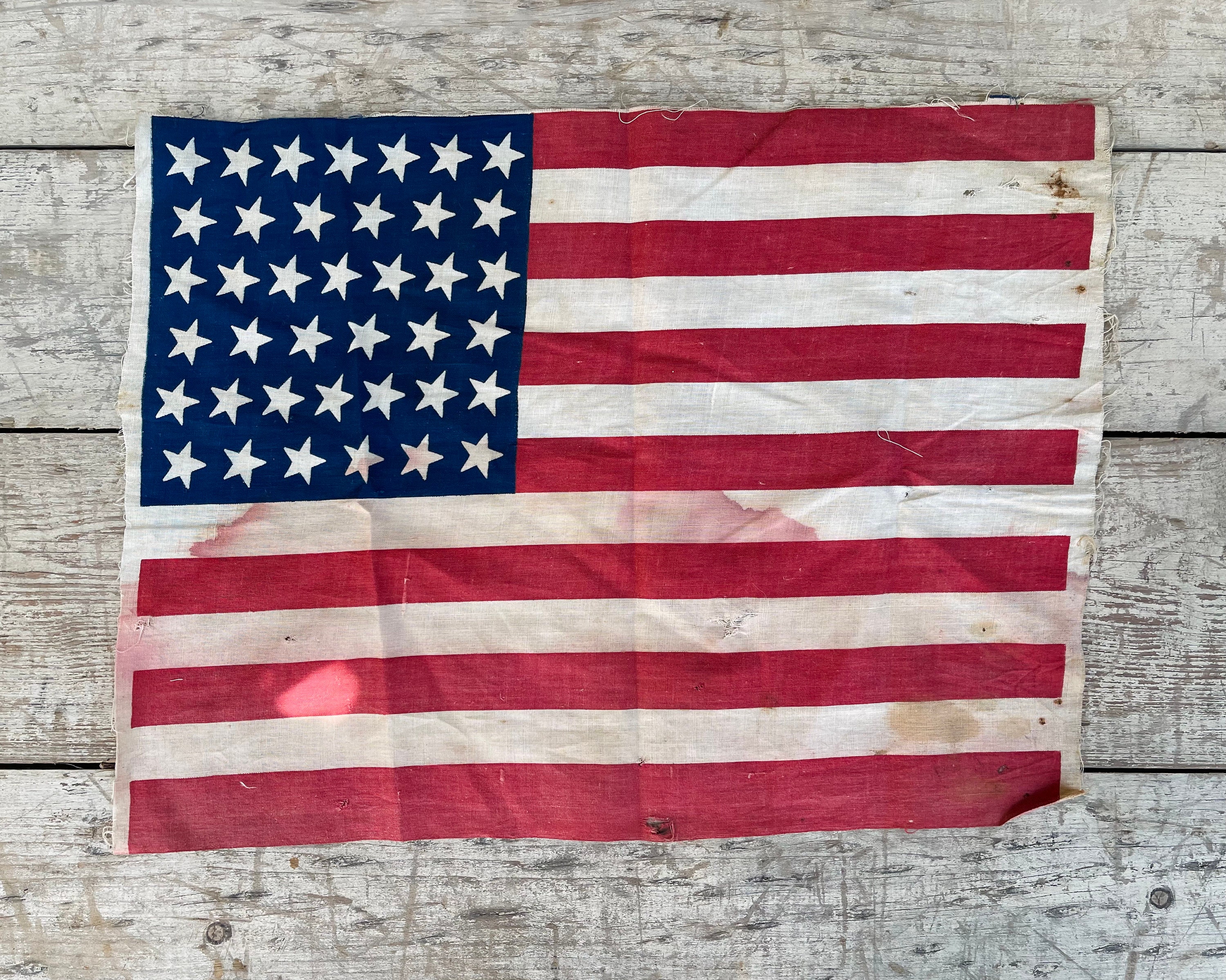 1870年代のアンティーク39星アメリカ国旗：素朴なアメリカーナ風装飾