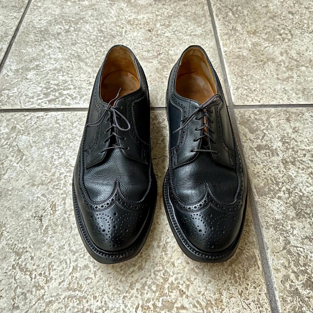 1960s FLORSHEIM Imperial Black Scotch Grain Leather Wingtips