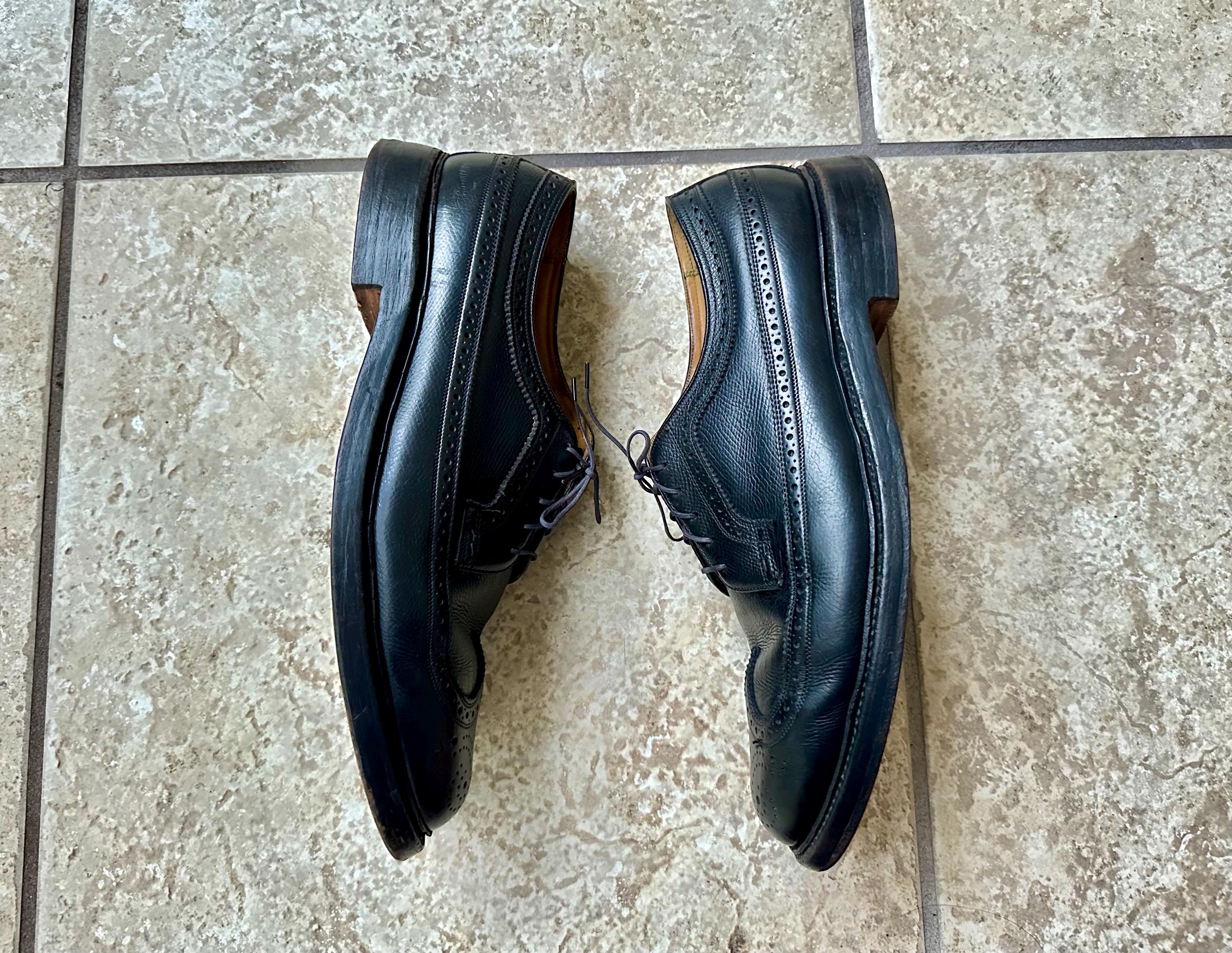 1960s FLORSHEIM Imperial Black Scotch Grain Leather Wingtips