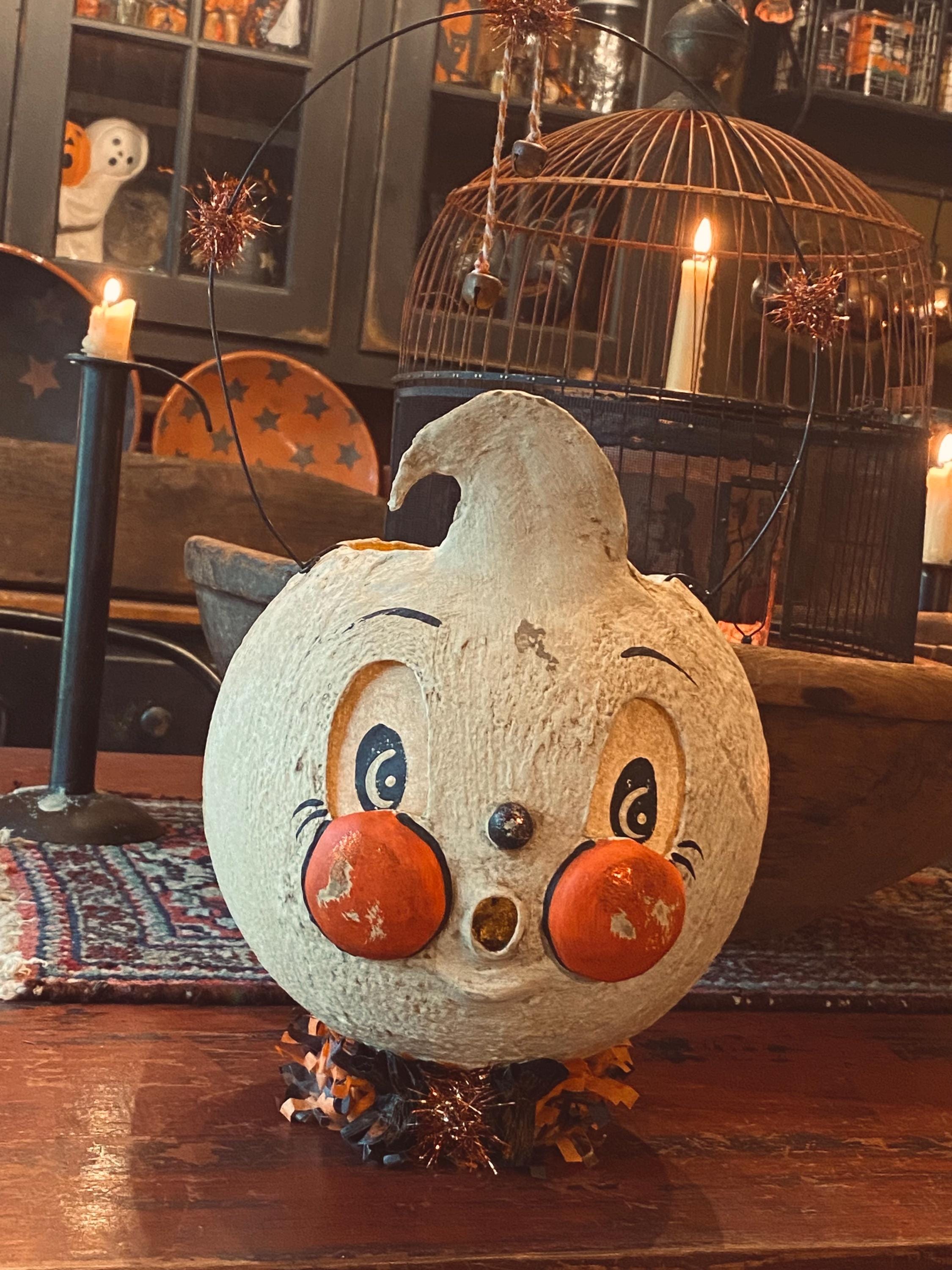 Large Papier-mâché Ghost Lantern/candy Bucket| in Collaboration