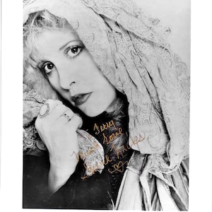 リバー・フェニックス 直筆サイン入り写真 - モスキート・コースト