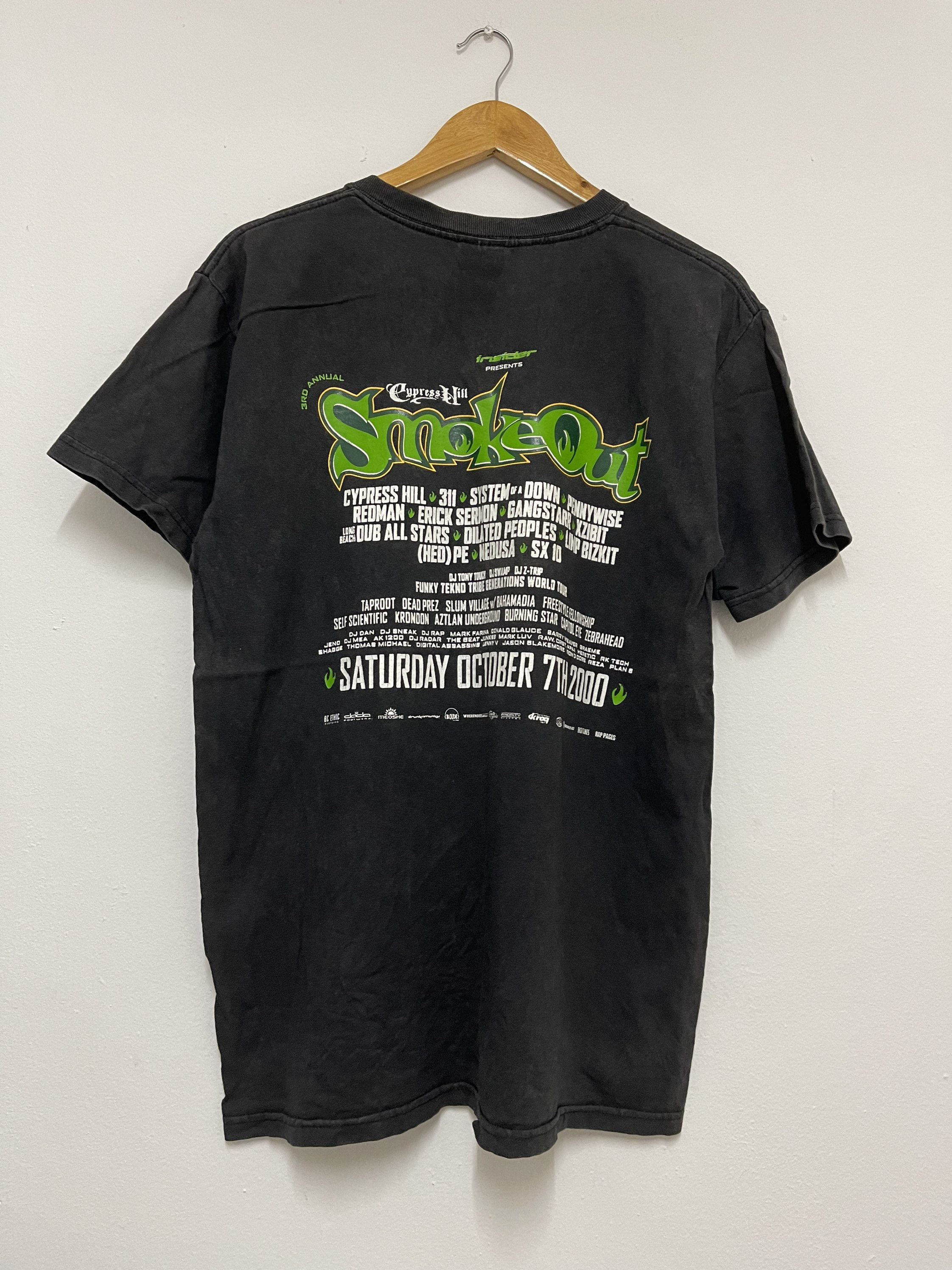 Vintage Y2K Cypress Hill “ Smoke Out Concert 2000 T-shirt / Rap