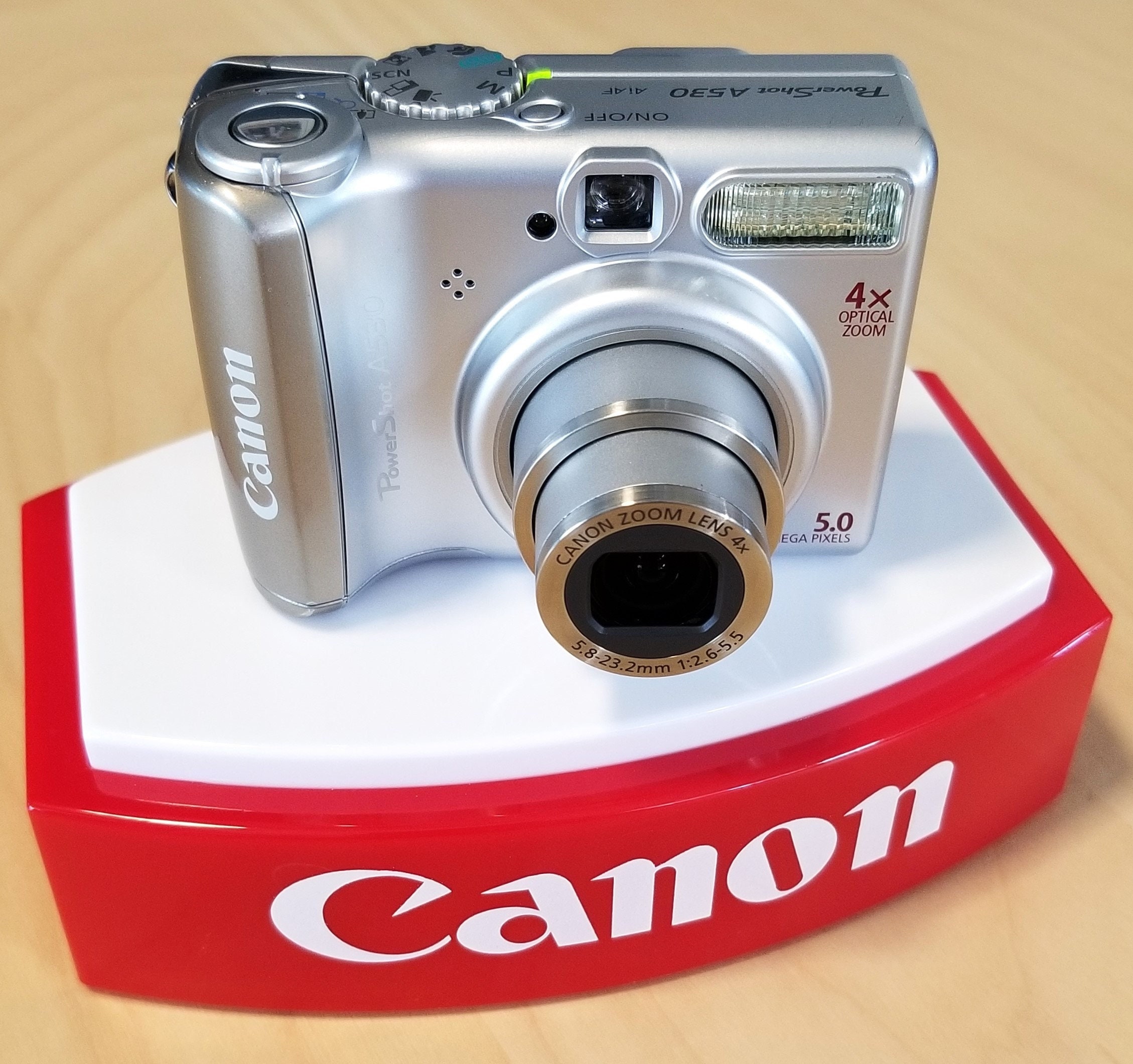 Canon PowerShot A530 AiAF Digital Camera w/ Canon 4X Zoom Lens