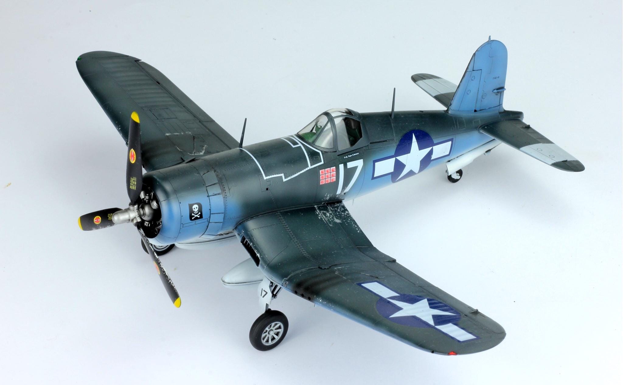 USMC F4U-1A Corsair, Pacific Battlefield WWII 1:48 (built and