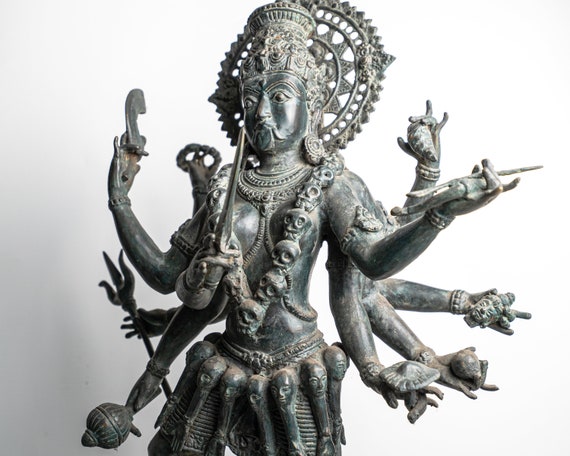 動物の上に立つ10腕のカーリー、29インチ/75cm、アンティークマハー