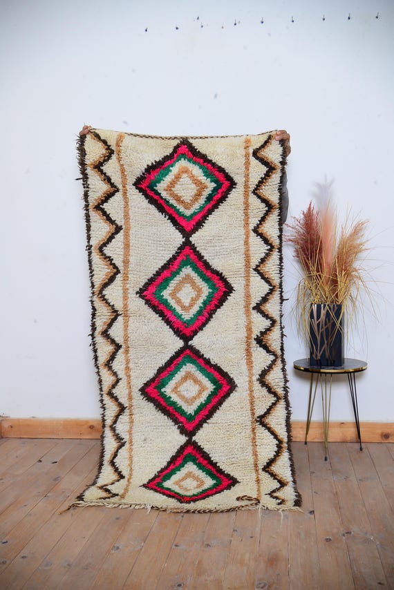 ハンドメイドベルベルウールラグ：モロッコ風アジラルボヘミアン装飾