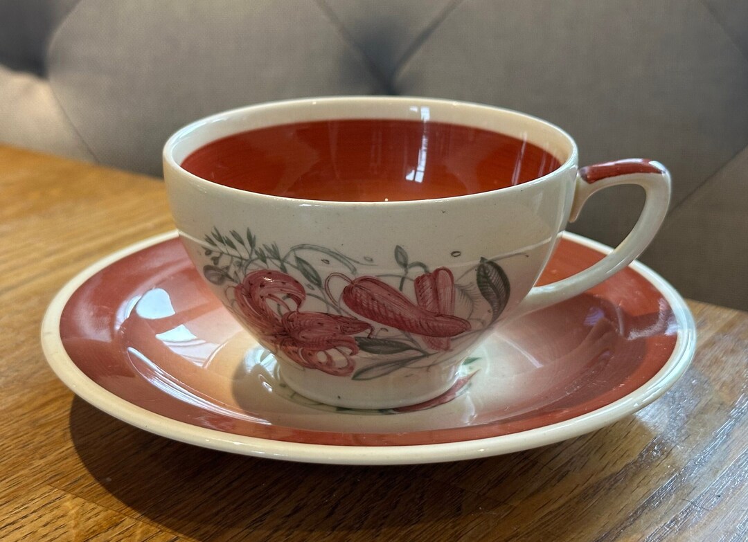 2 Cups and 2 Saucers SUSIE COOPER TIGER Lily Pattern L Art Deco L