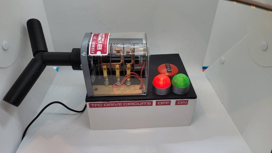 バック・トゥ・ザ・フューチャーのタイムサーキットスイッチ小道具