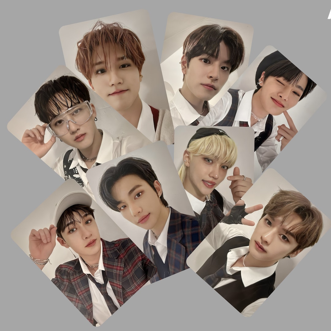Stray Kids SKZ Christmas Evel Pob Photocards -preorder - Etsy