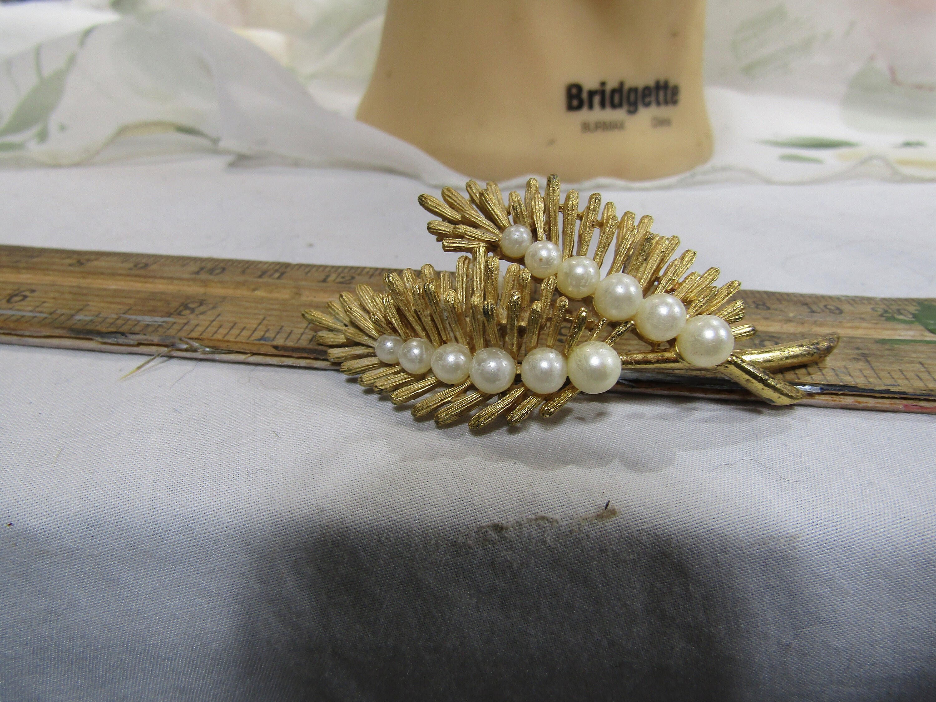 ヴィンテージ クラウン トリファリ パール ブローチ - Etsy 日本