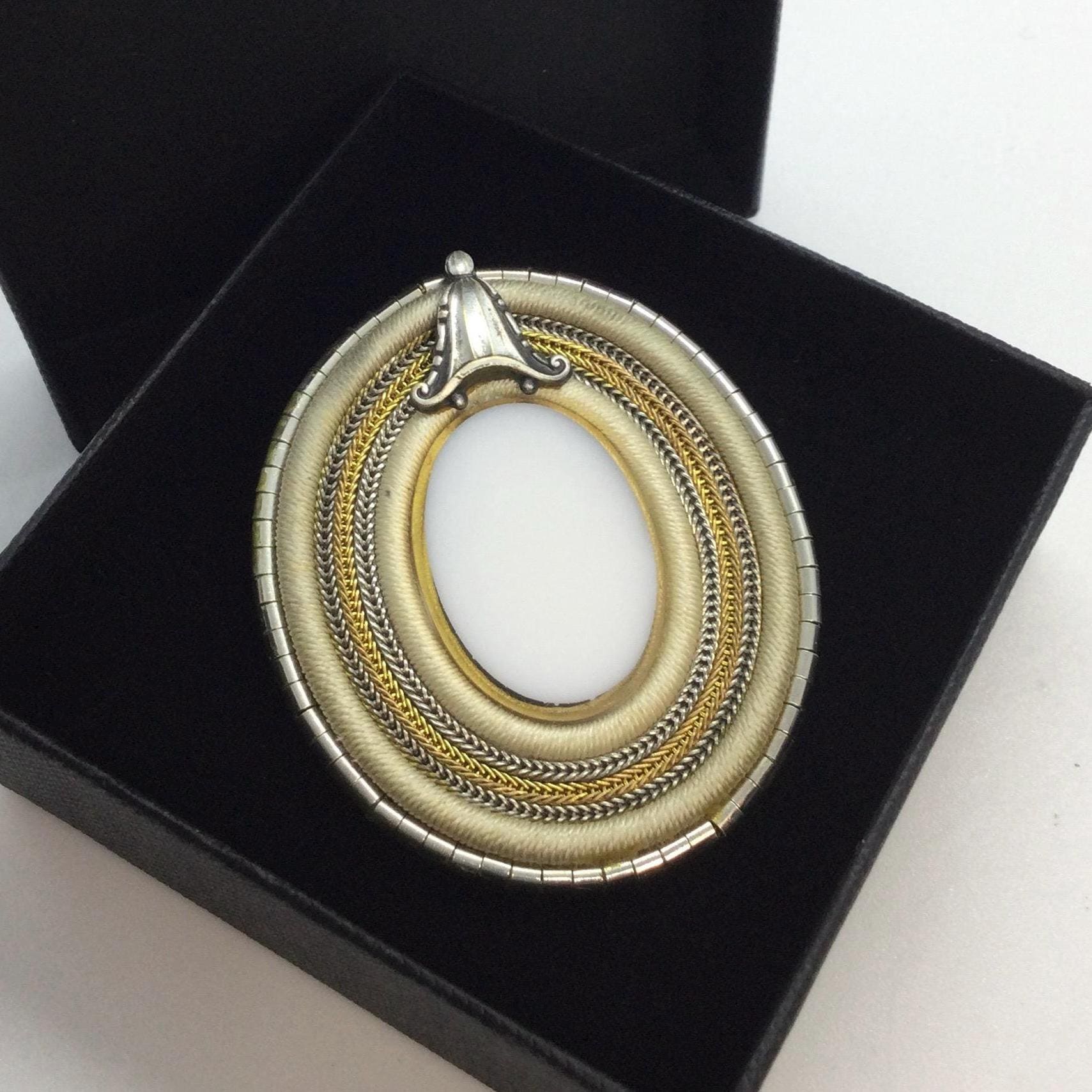 ランガーニの希少なヴィンテージブローチ。 - Etsy 日本