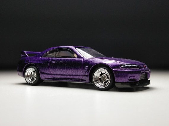 日産スカイラインGT-R R33 ホットウィール（カスタムリアルゴムタイヤ