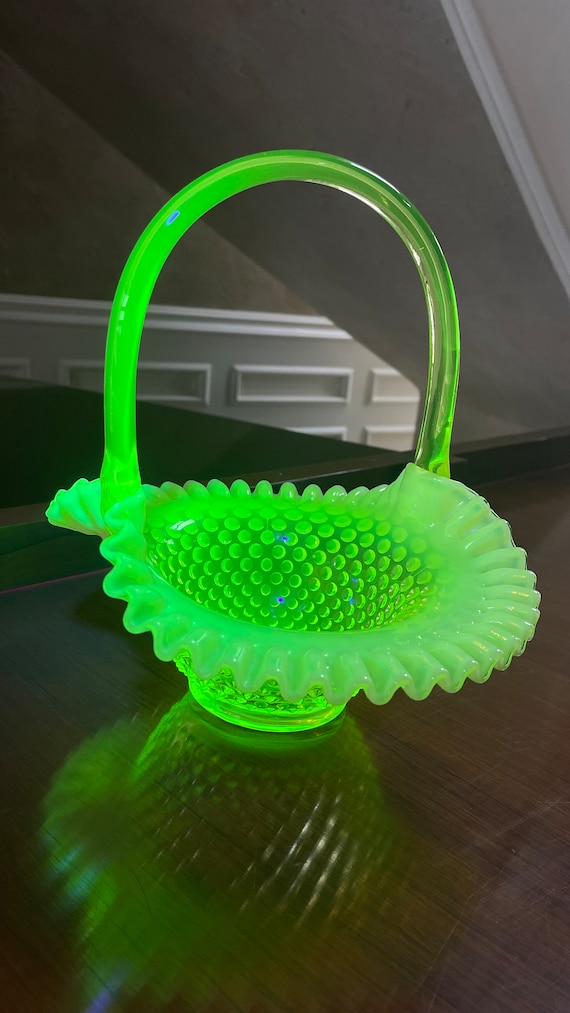 フェントン ワセリン ガラス ラージ バスケット; フェントン ウラン