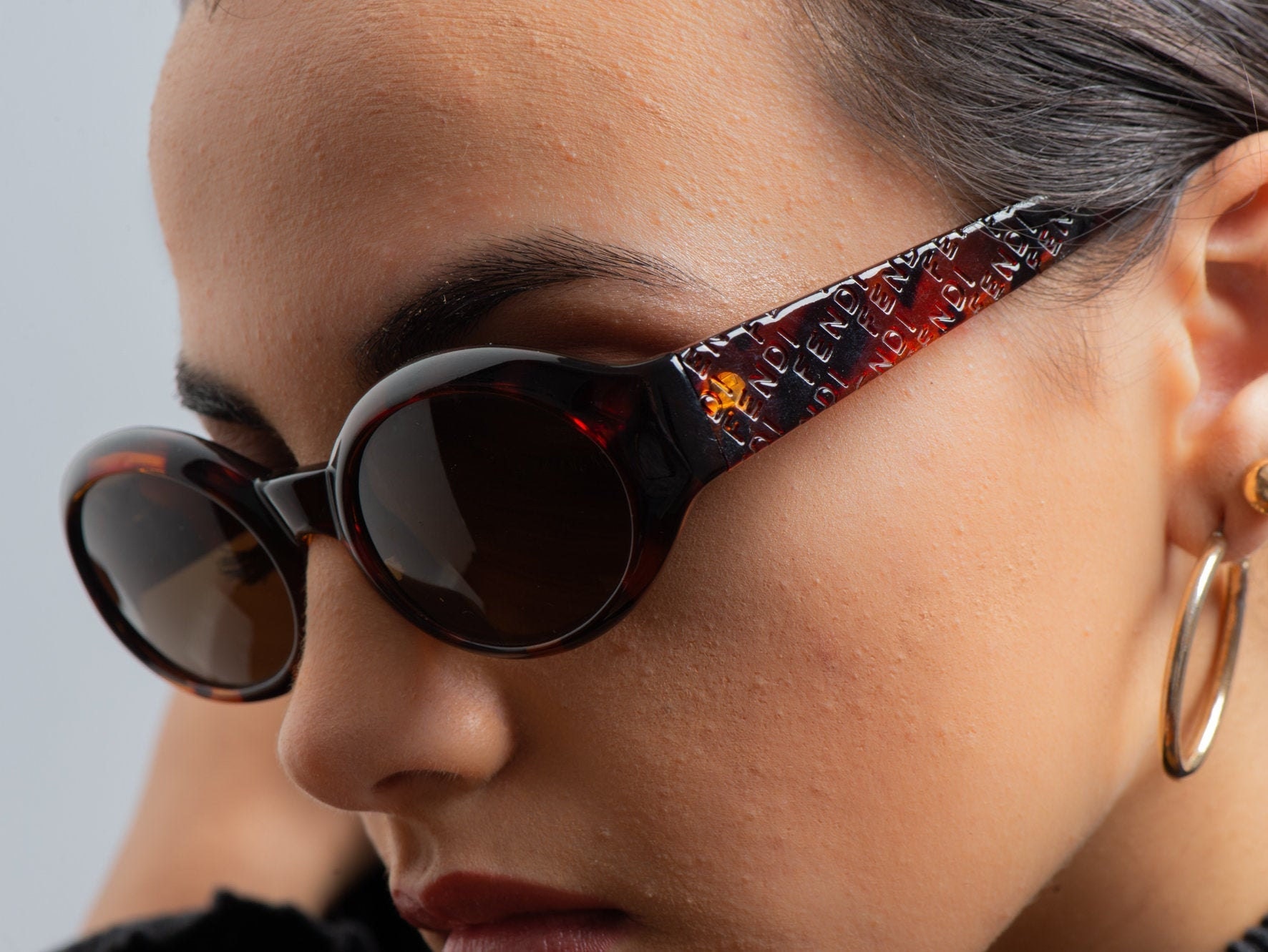 Fendi Oval Sunglasses Vintage 90s Logo Engraved on Temples SL 7580