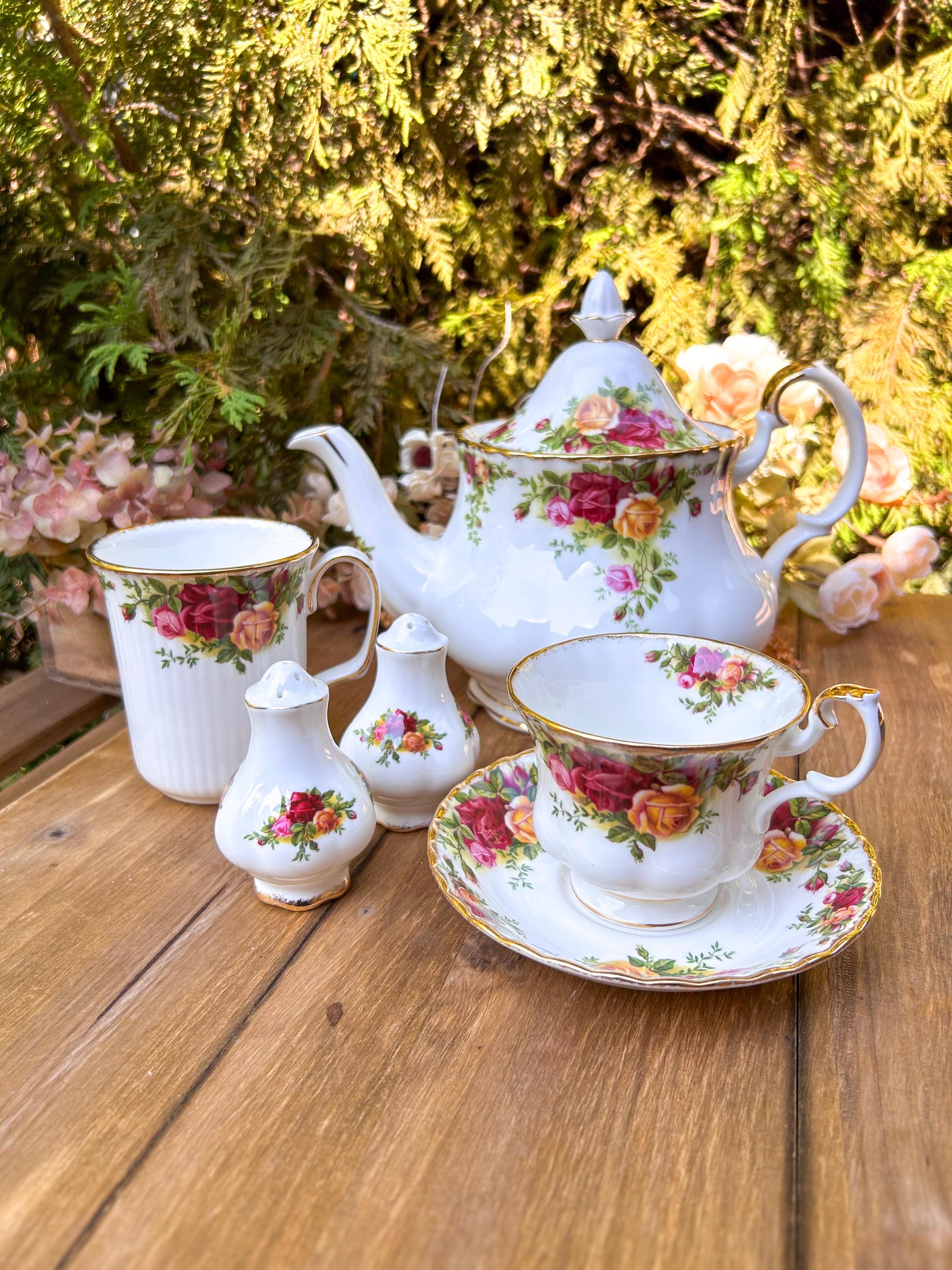 再値下げ！ オールドカントリーローズ カップ&ソーサー5客 ロイヤル