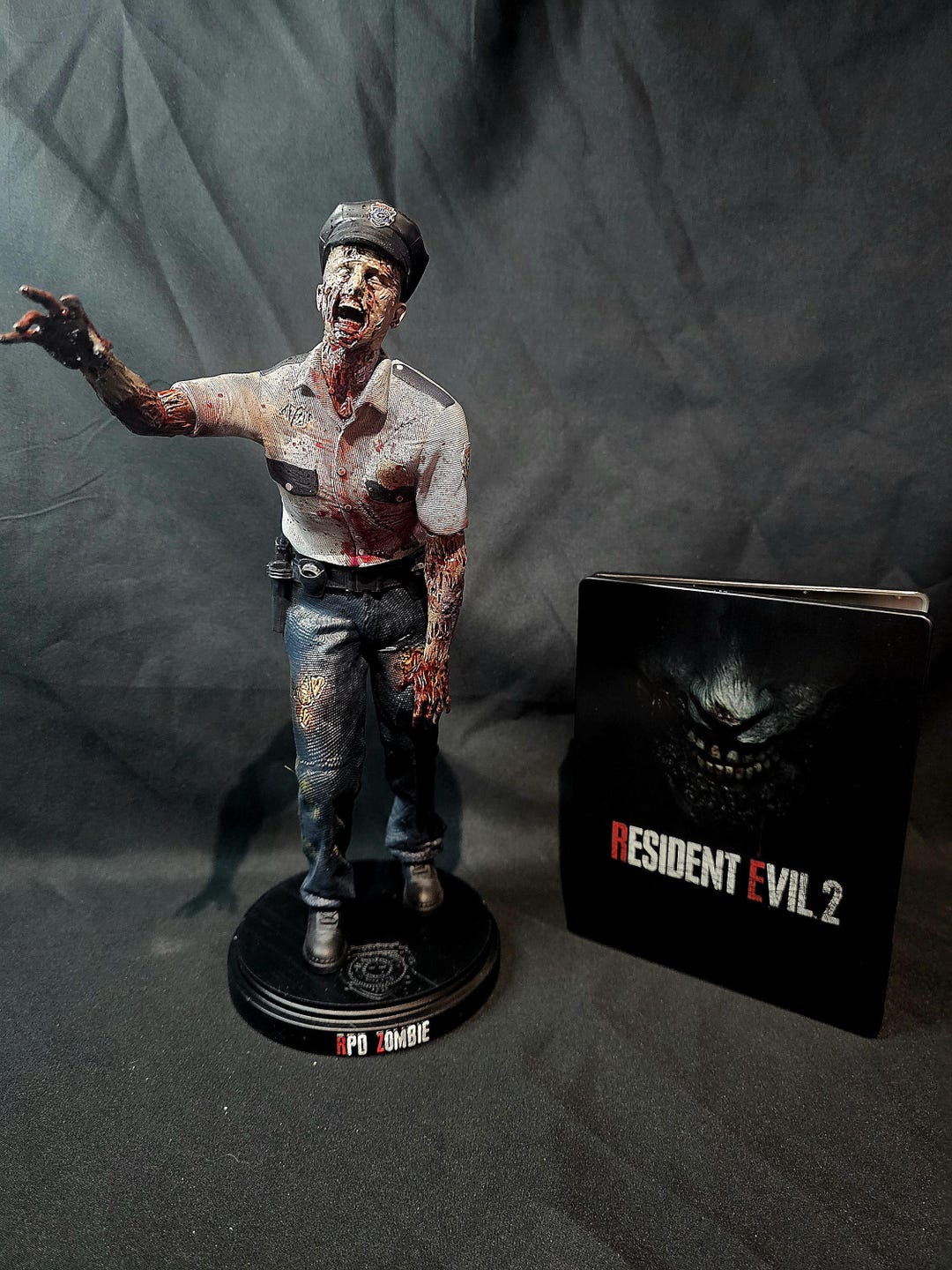 バイオハザード 1/6 ポリスゾンビ - Etsy 日本