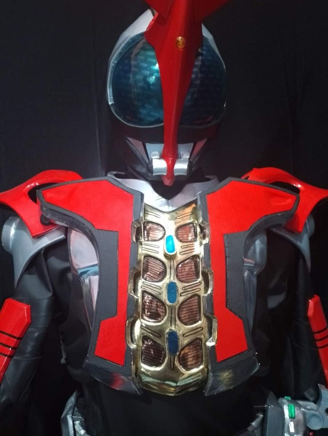 手作り仮面ライダーカブトコスプレフルスーツ：着用可能なアーマー