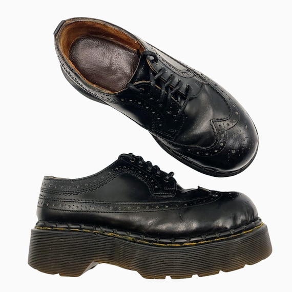 Vintage 90's Dr. Martens Steel Toe Brogue Wingtip Envy Sole