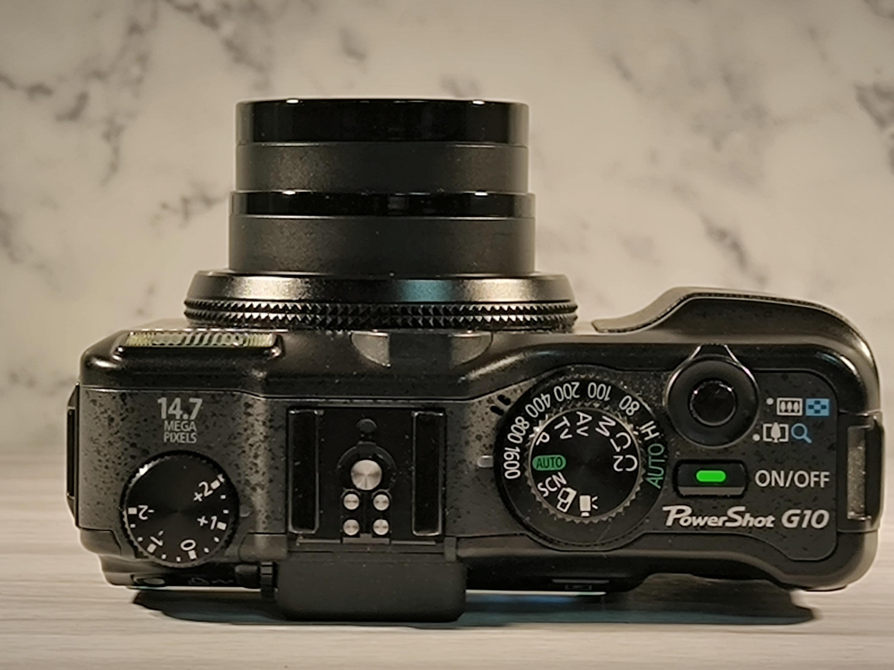 Canon Powershot G10 14.7 Megapixels Mint Condition With Sunpak