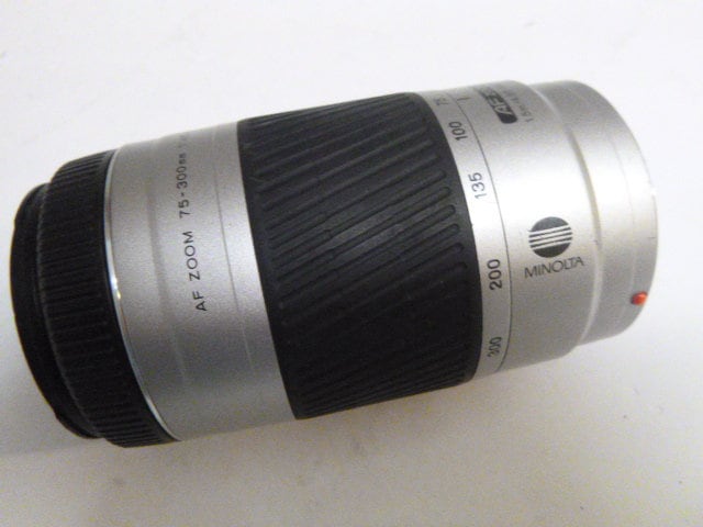 Minolta AF 75-300 AF Zoom 1.5m/4.9 Ft Macro Lens - Etsy