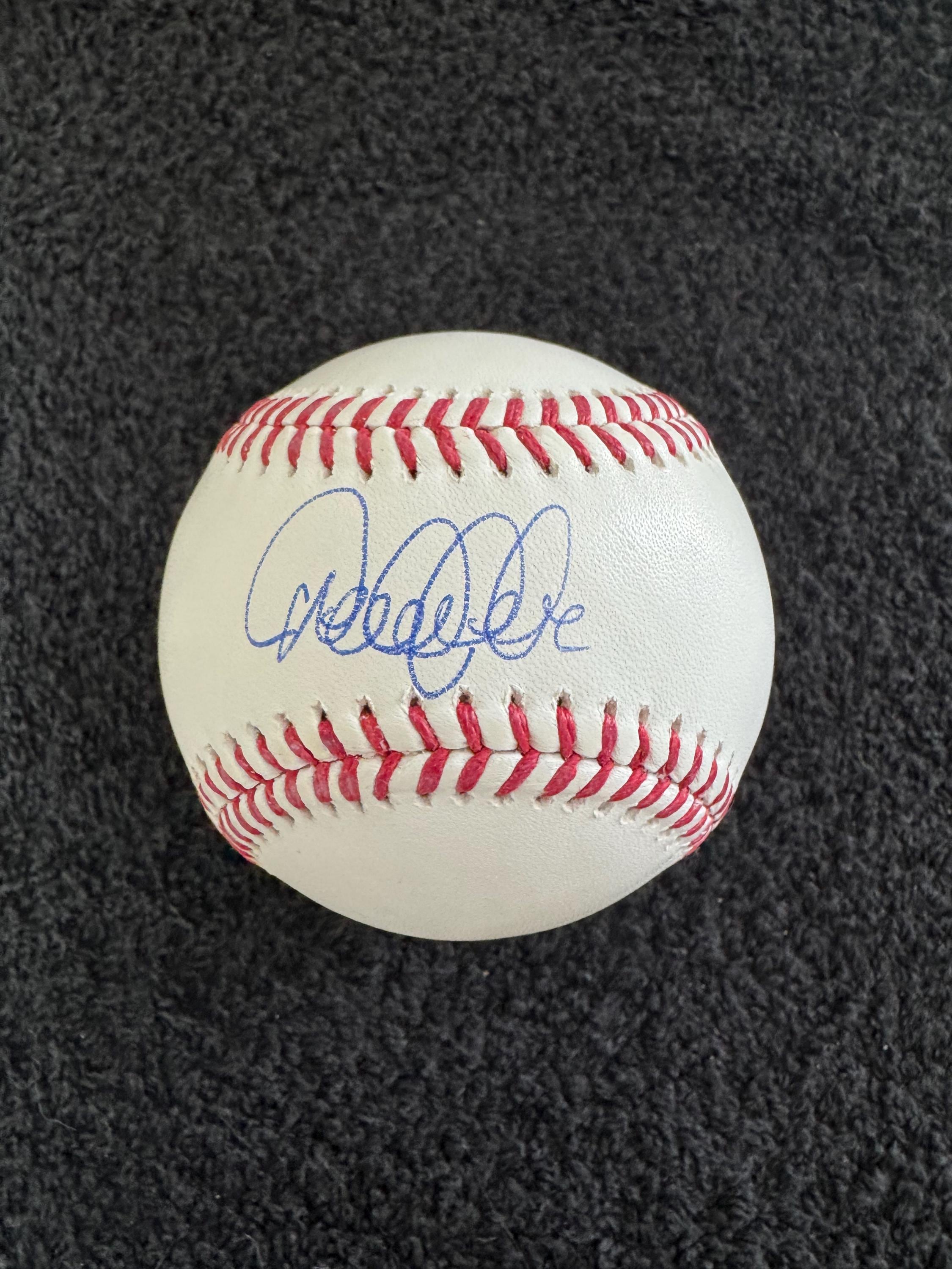 デレク・ジーターの直筆サイン入りMLB公式野球ボール（シュタイナー