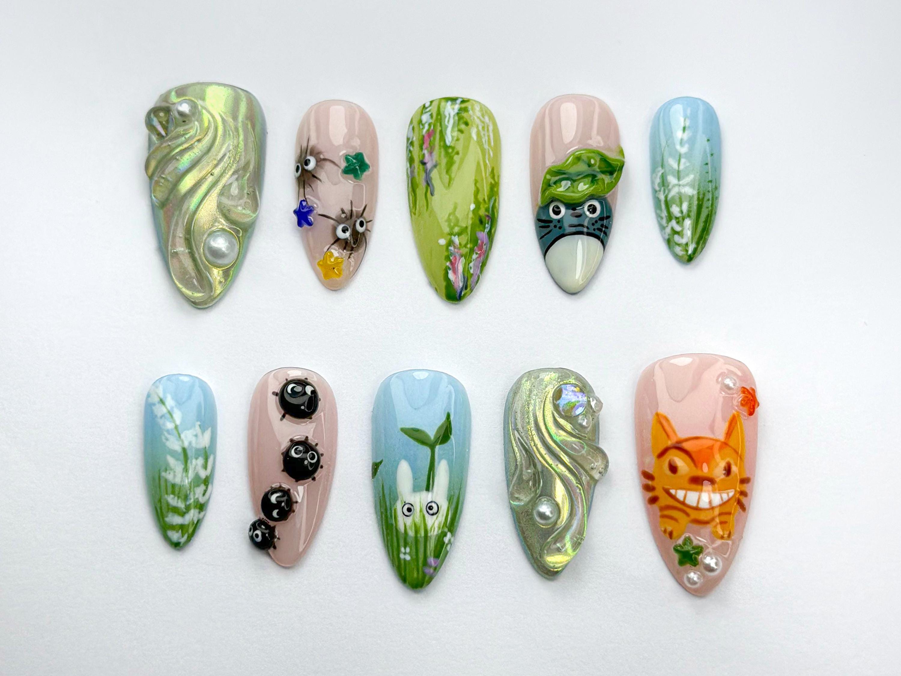 気まぐれなトトロの押し付けネイル | ジブリのトトロと仲間たちの