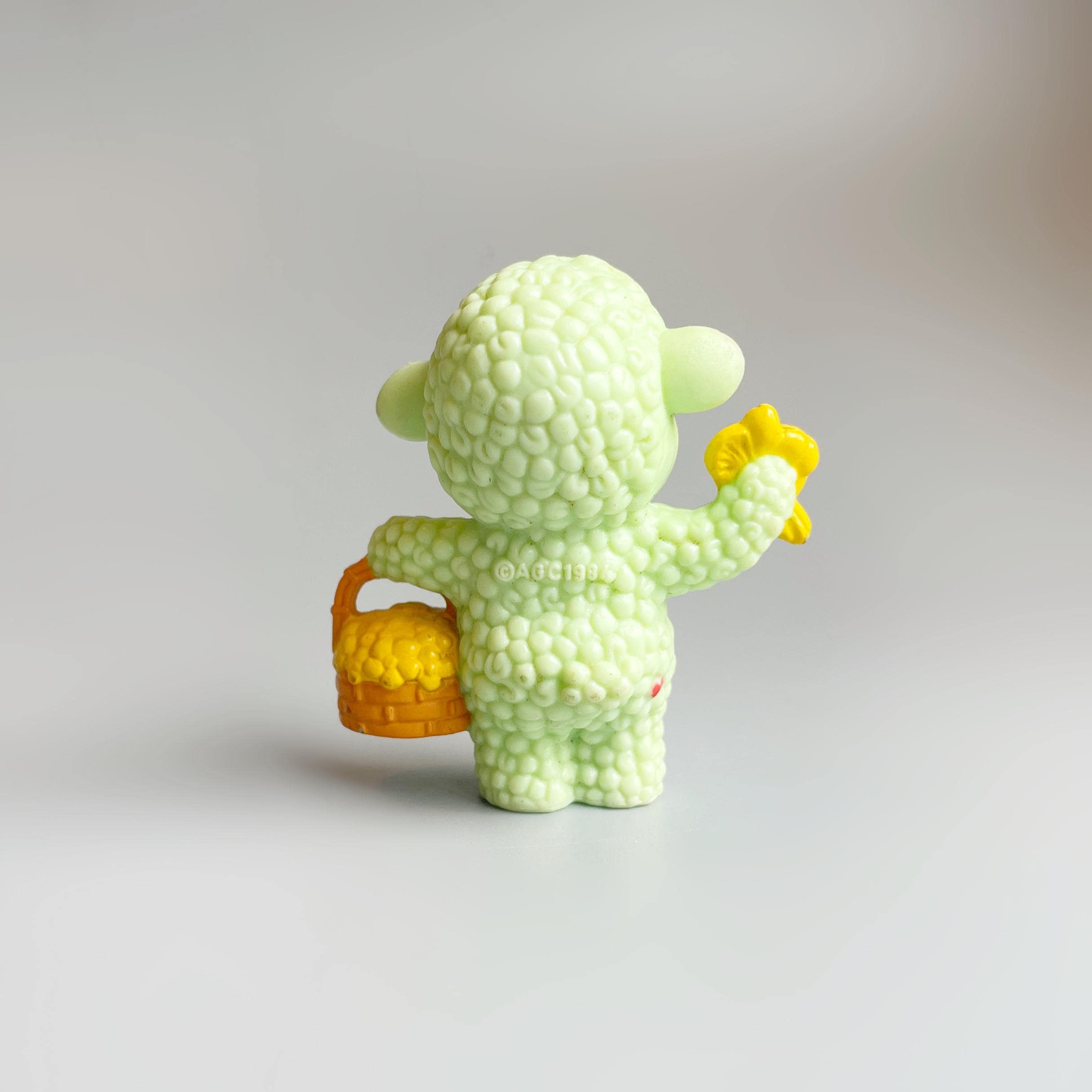 Vintage Gentle Heart Lamb Care Bear Mini Figure, Green Care Bear