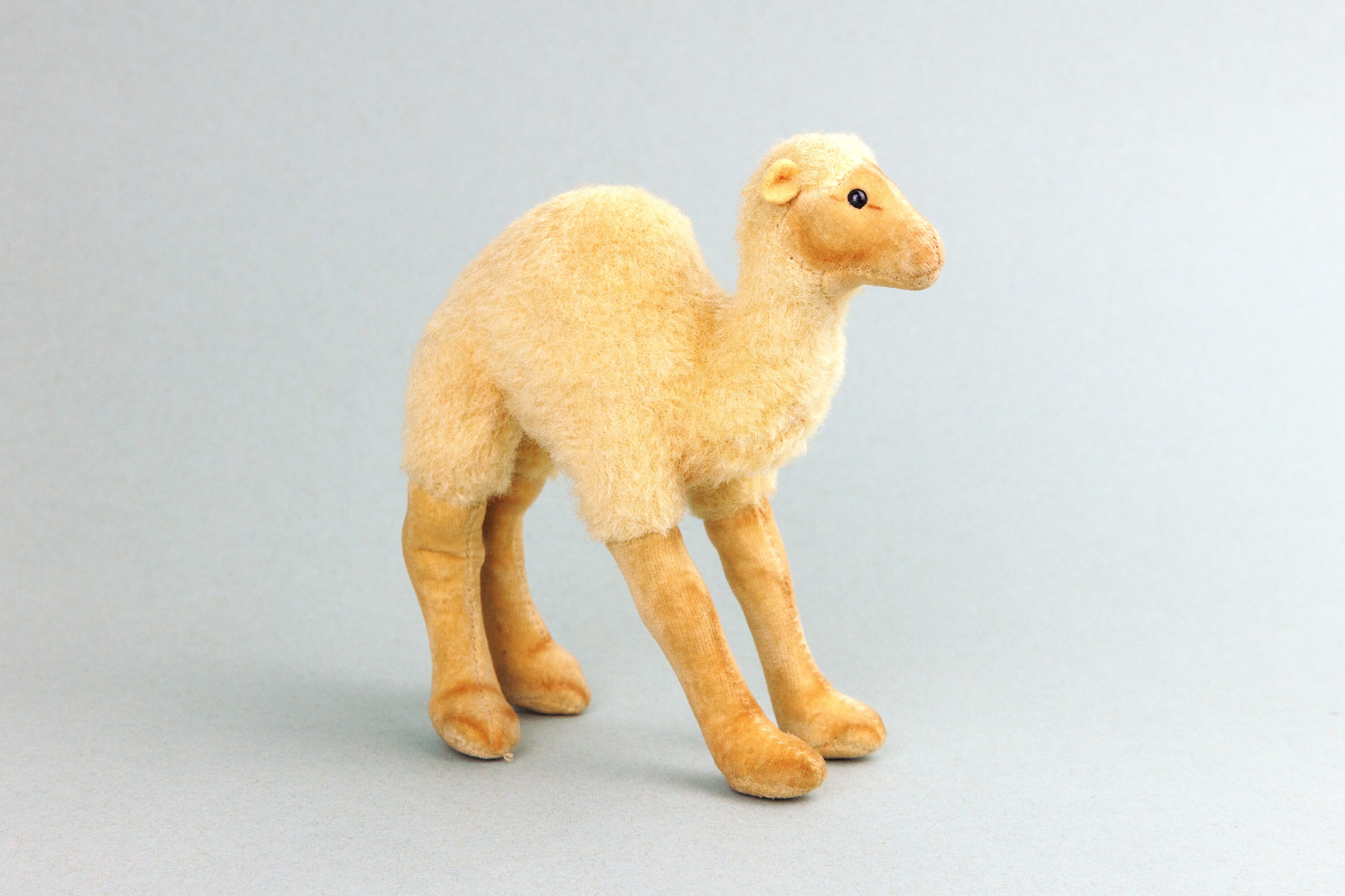 Small Vintage Steiff Dromedary Toy Camel, Plush and Velvet Mid