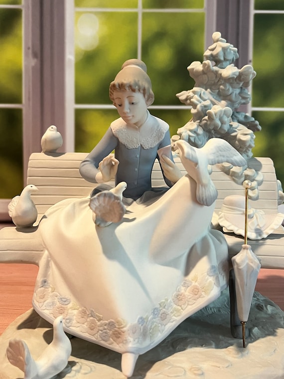 Lladro Feeding the Pigeons #5428 Matte Finish - Etsy